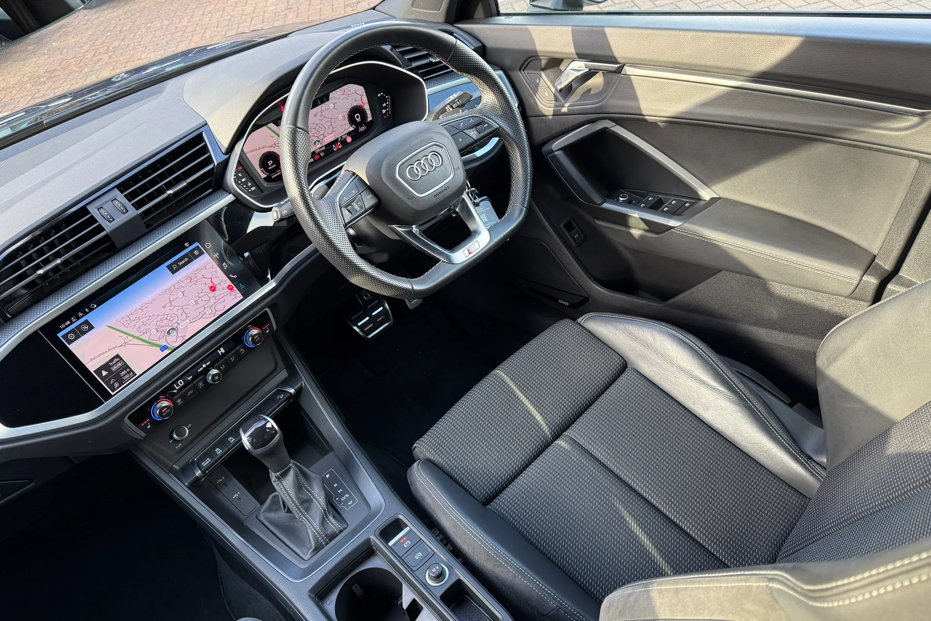 Audi Q3 thumbnail image number 56