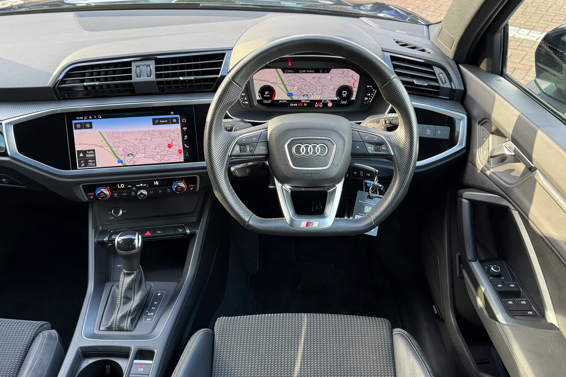 Audi Q3 thumbnail image number 5