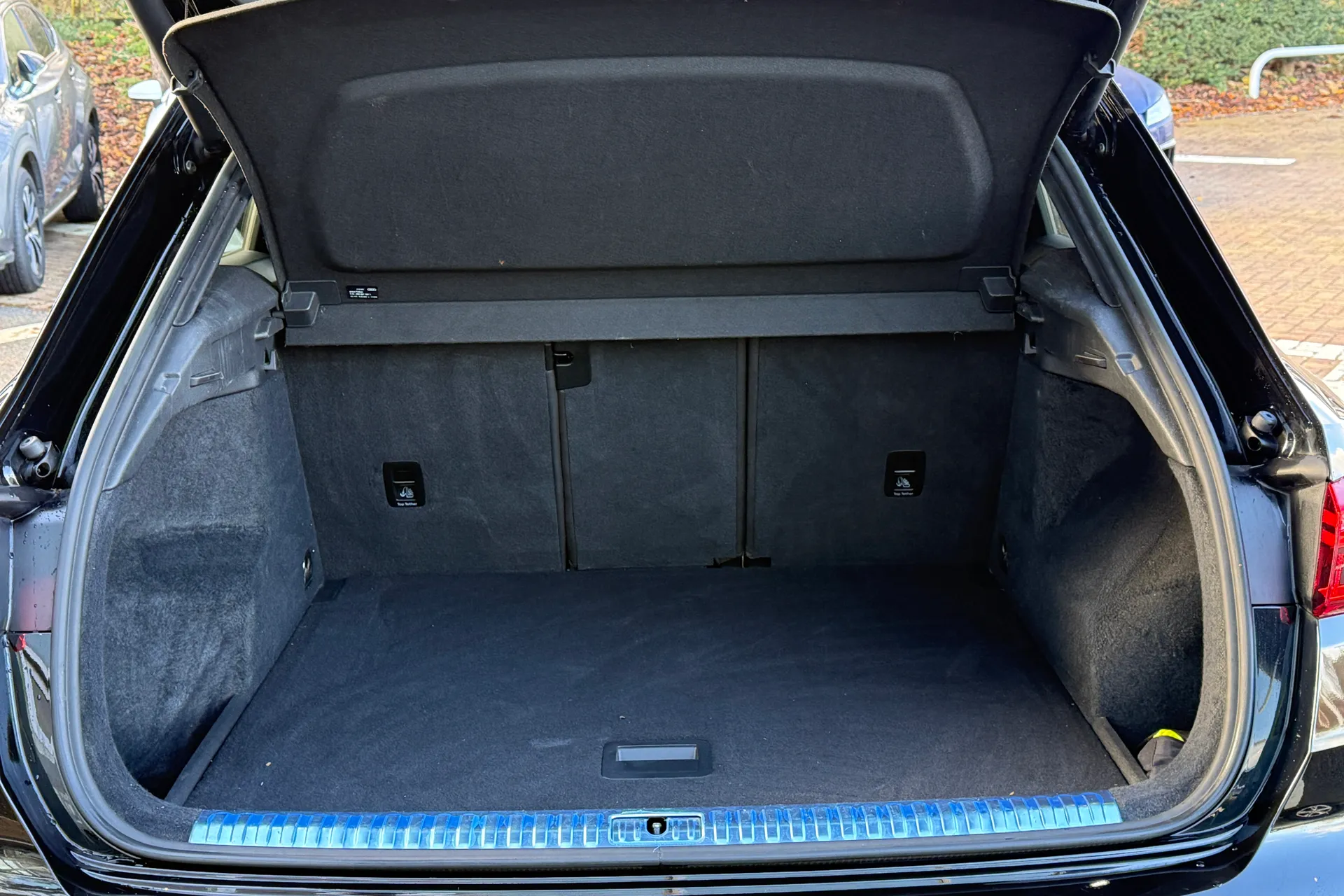 Audi Q3 thumbnail image number 34