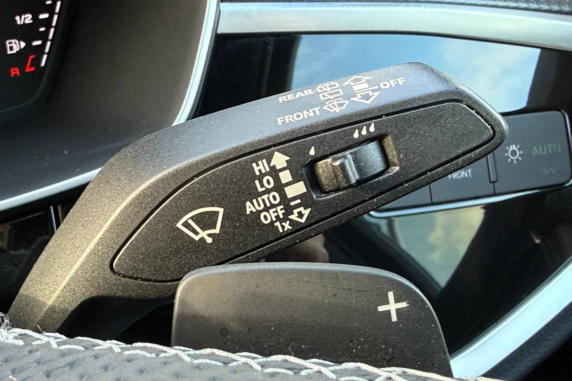 Audi Q3 thumbnail image number 66