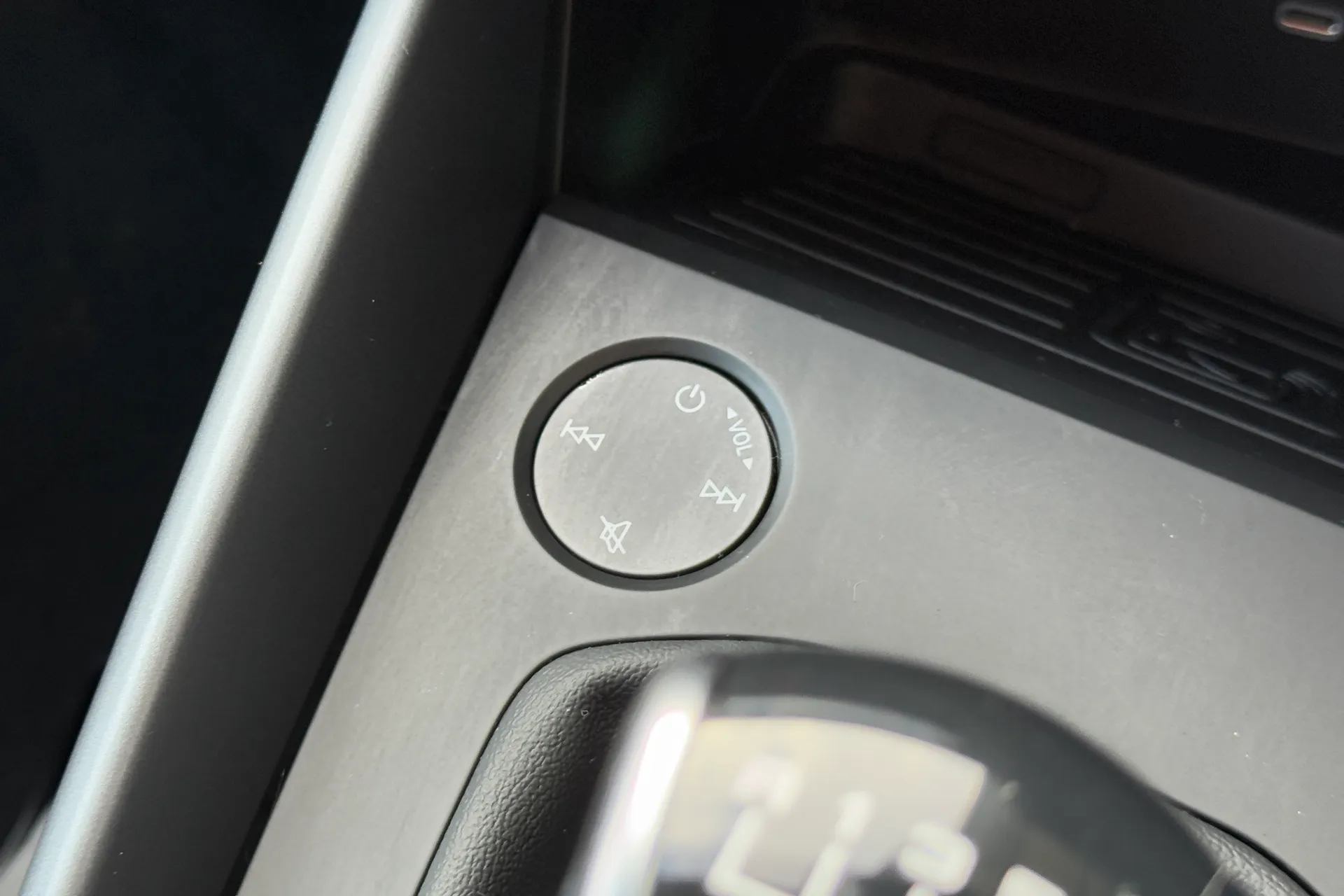 Audi A3 thumbnail image number 23