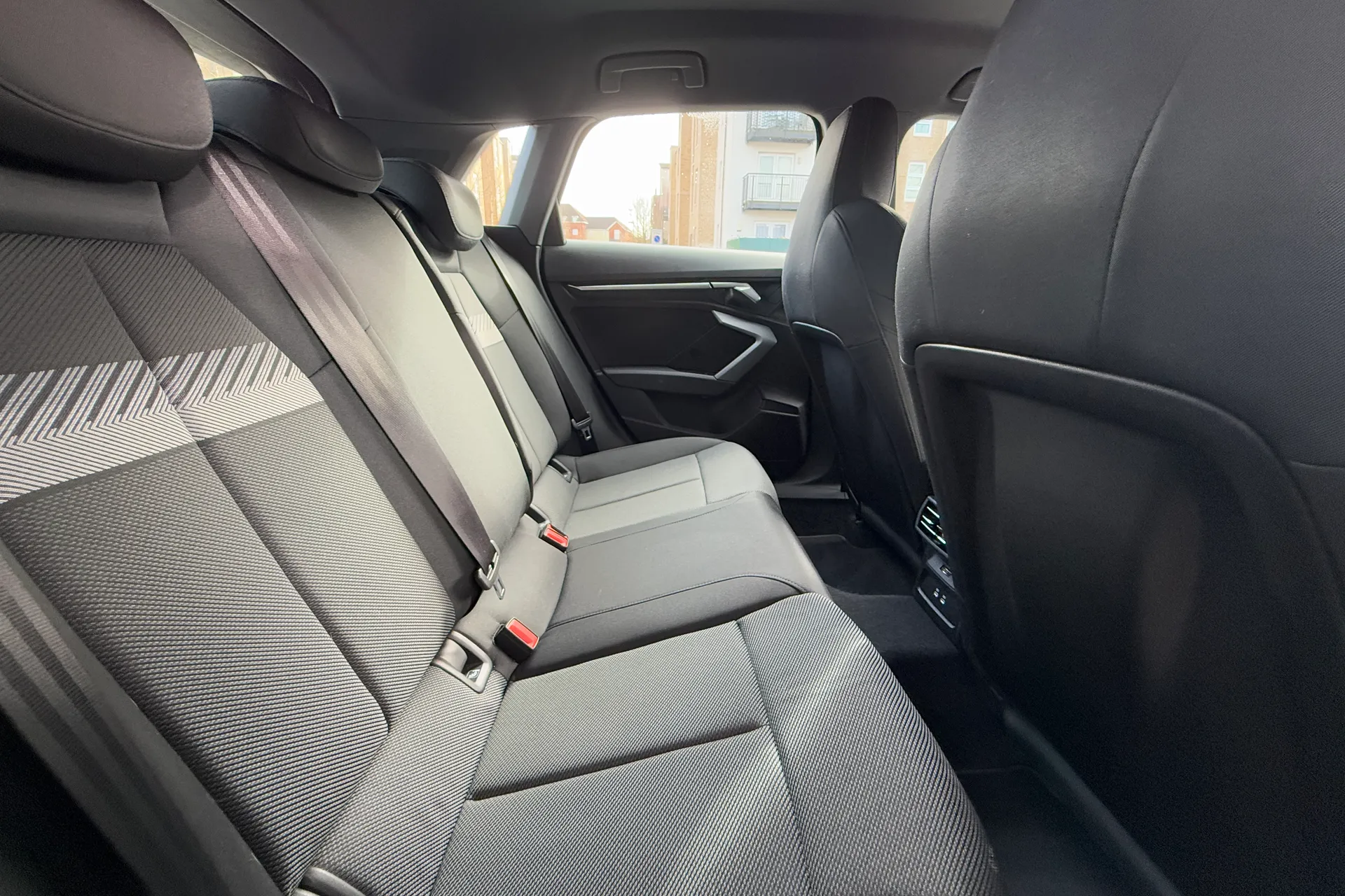 Audi A3 thumbnail image number 35