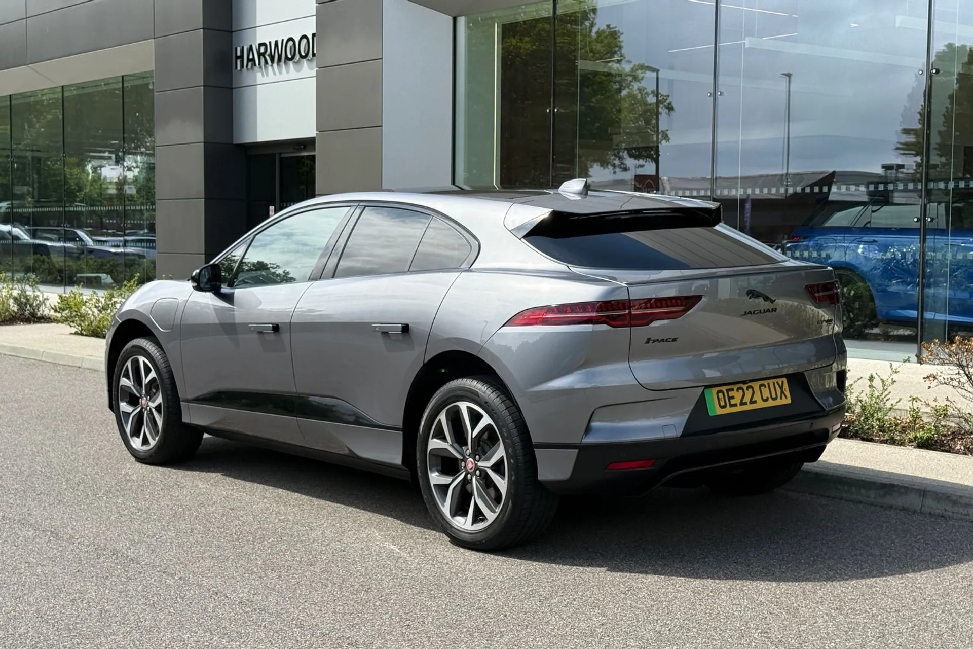 Jaguar I-PACE thumbnail image number 13