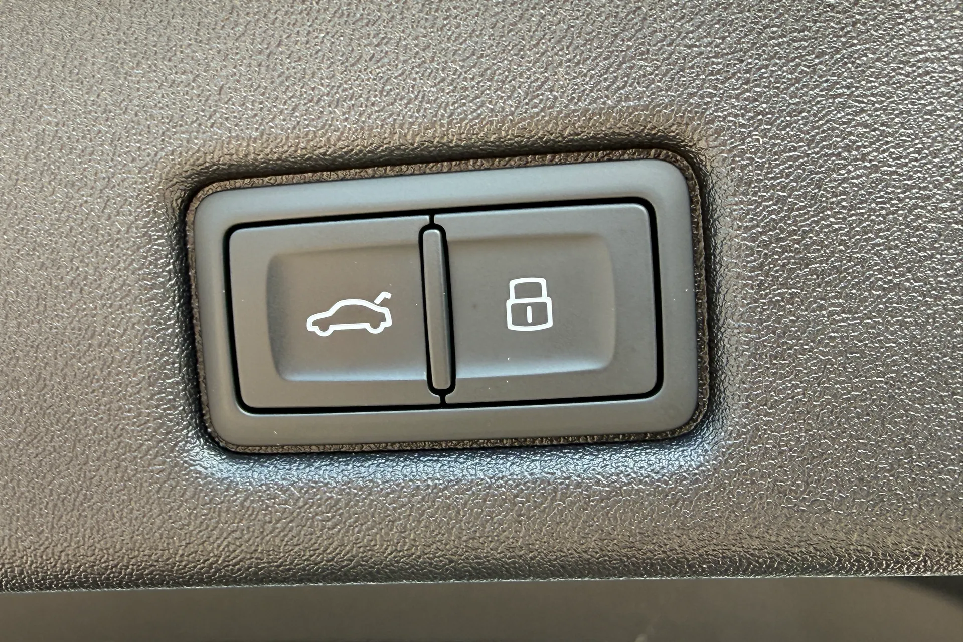 Audi Q5 thumbnail image number 38