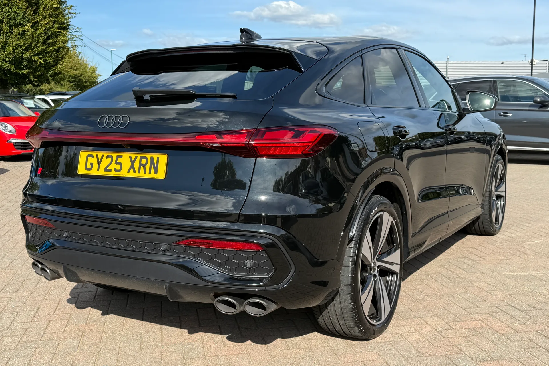 Audi Q5 thumbnail image number 4