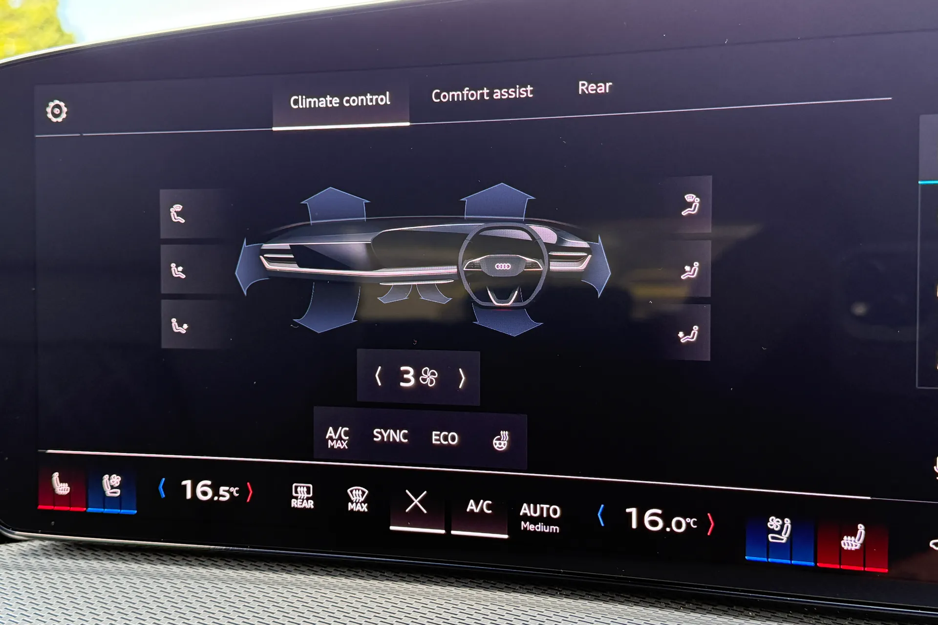 Audi Q5 thumbnail image number 13