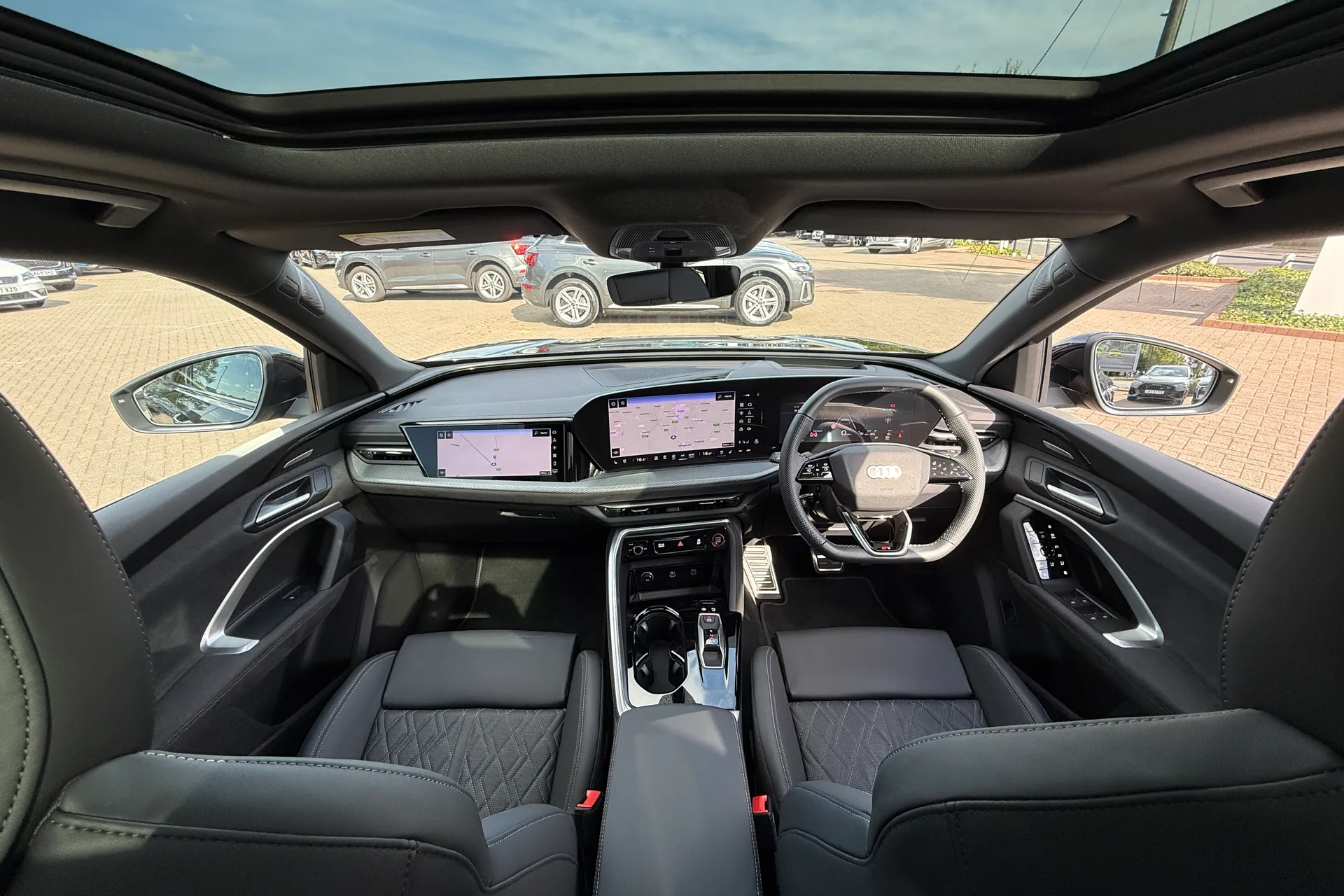 Audi Q5 thumbnail image number 3