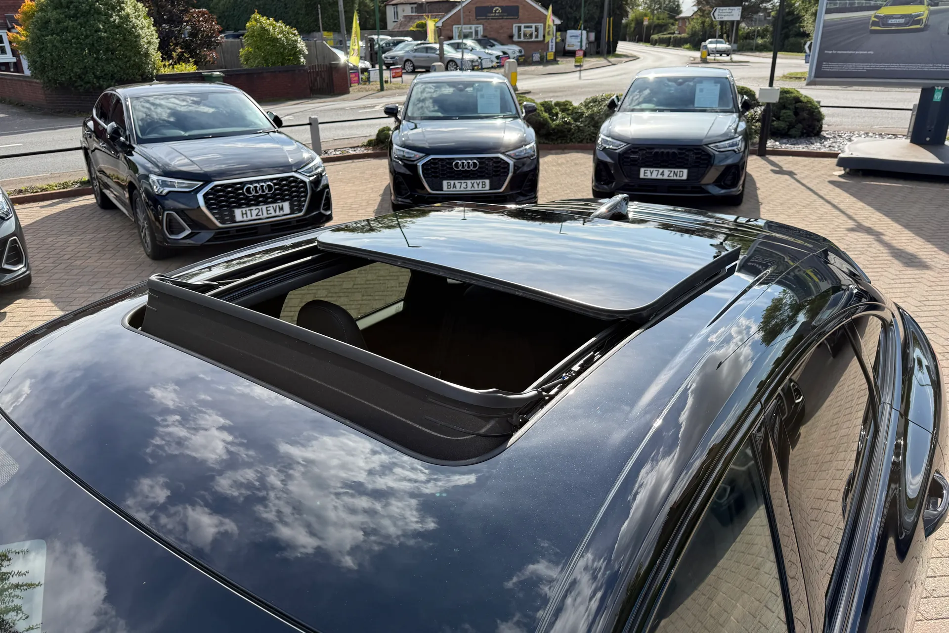 Audi Q5 thumbnail image number 9