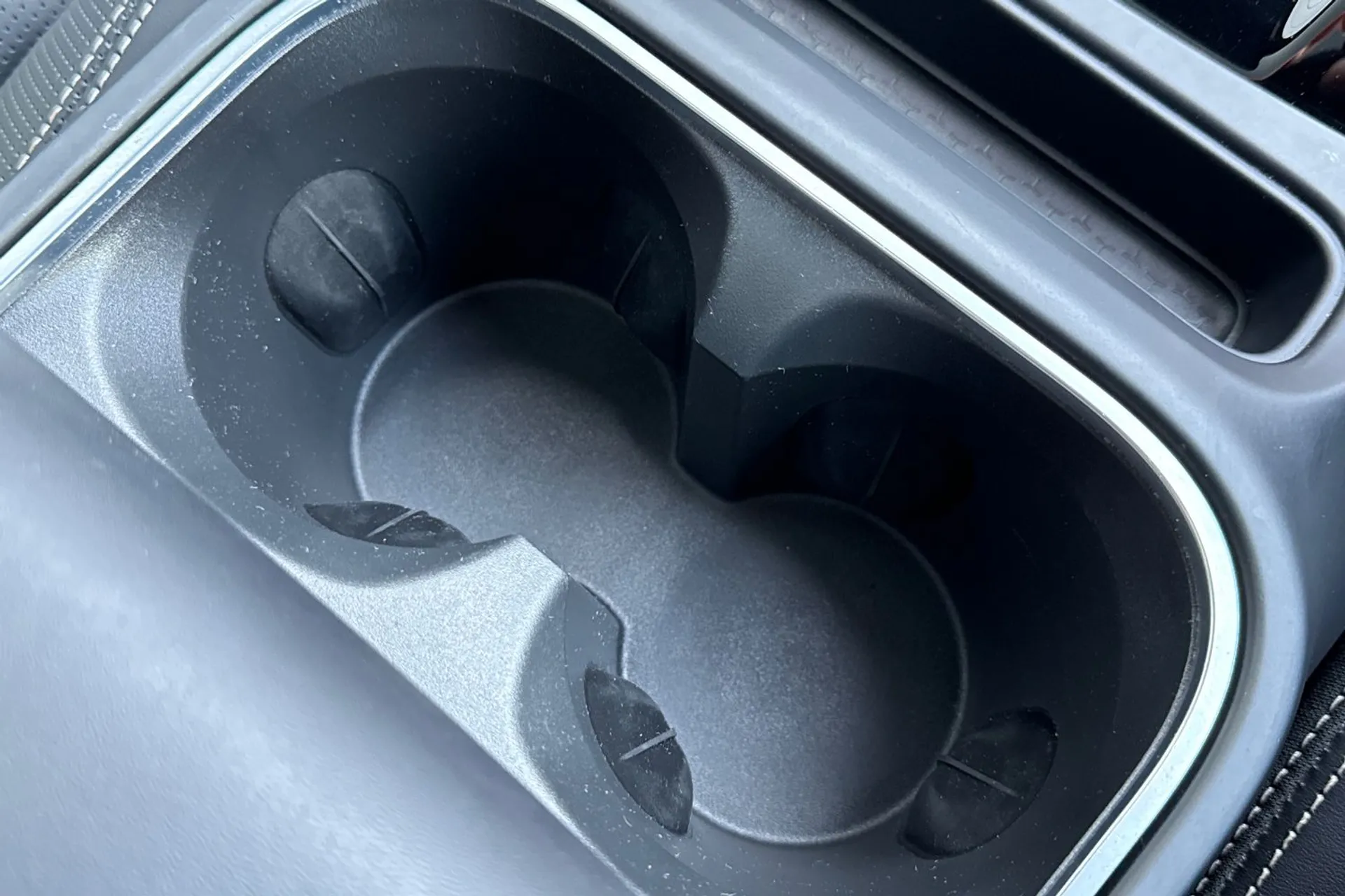 Jaguar I-PACE thumbnail image number 58