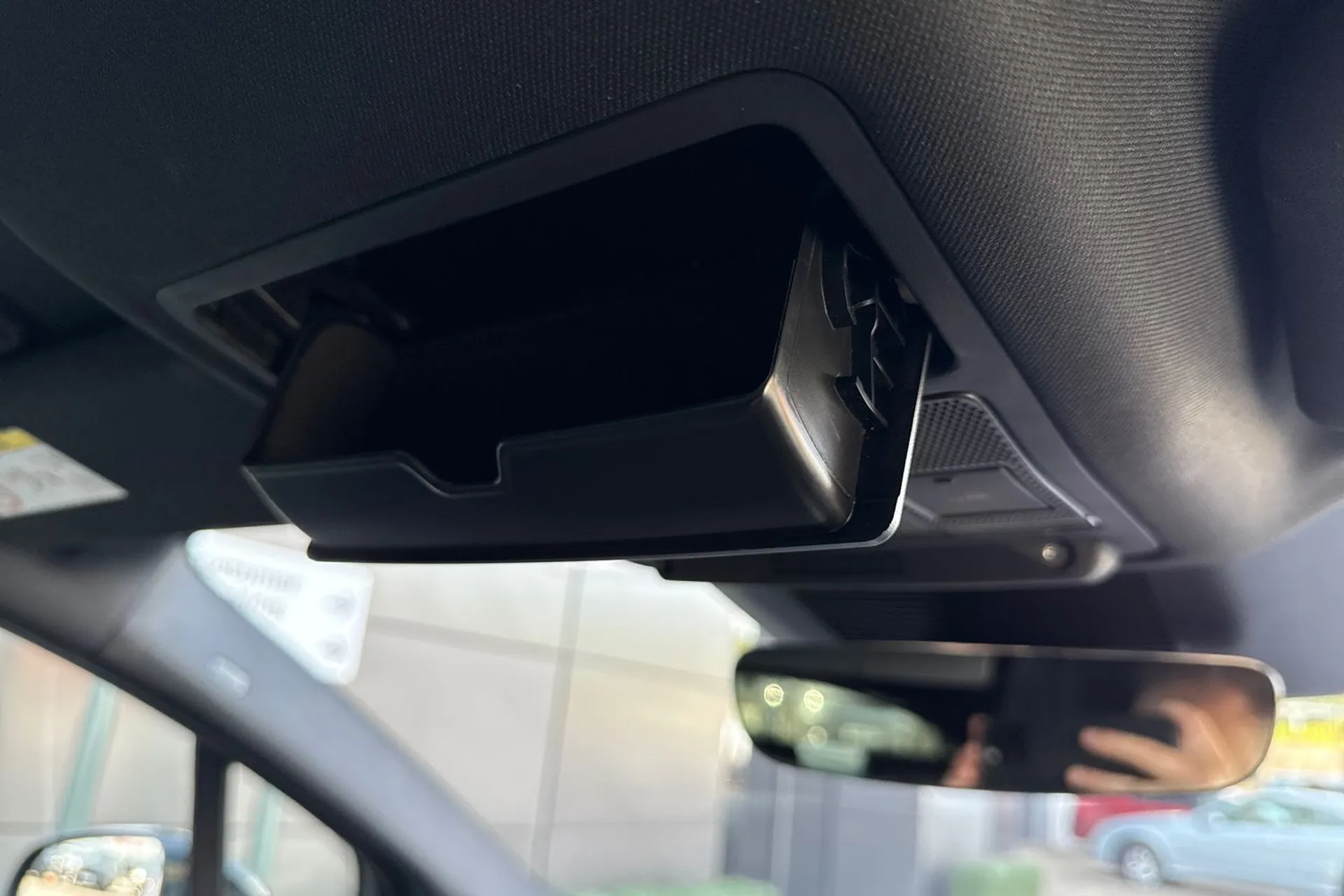 Jaguar I-PACE thumbnail image number 57