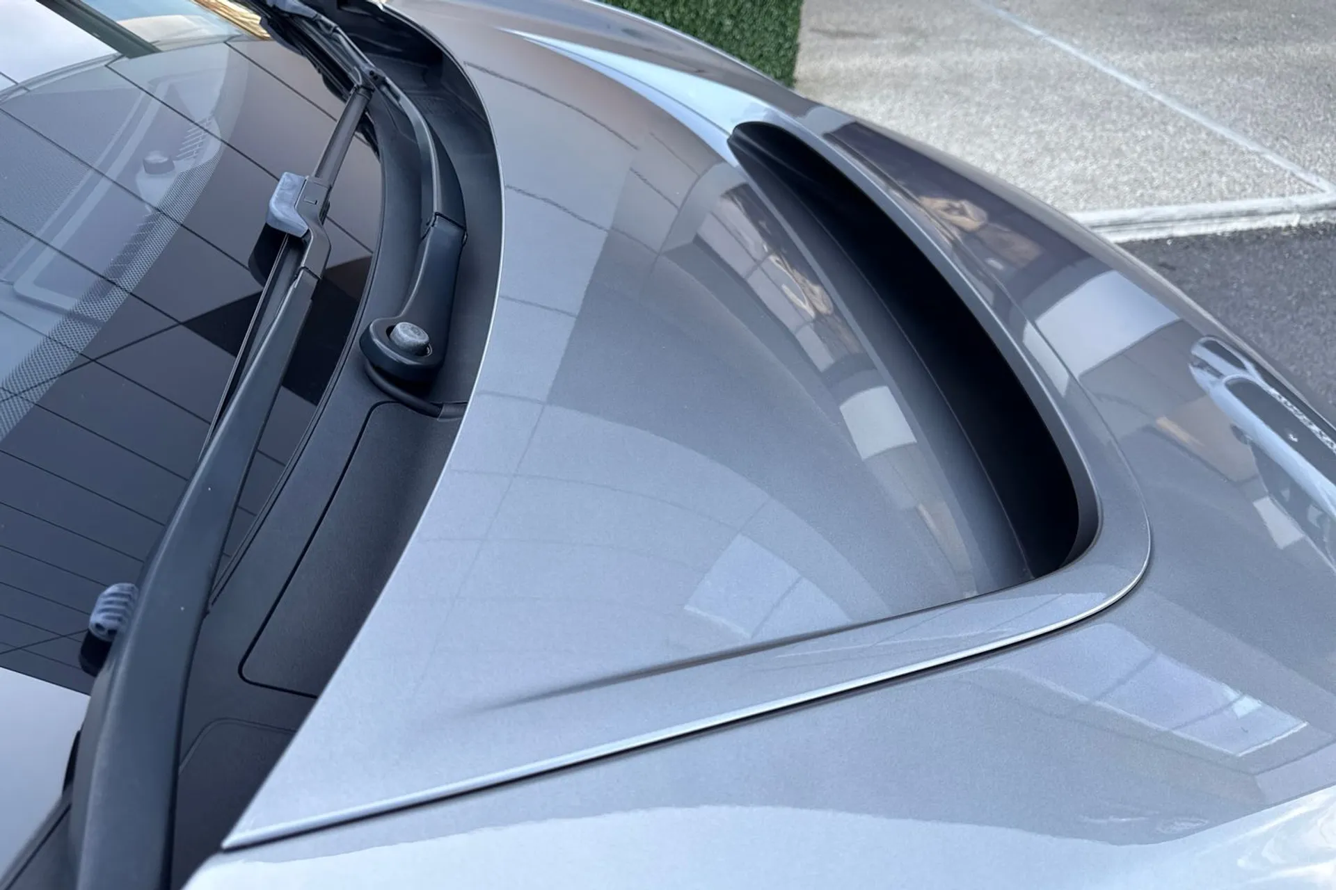 Jaguar I-PACE thumbnail image number 29
