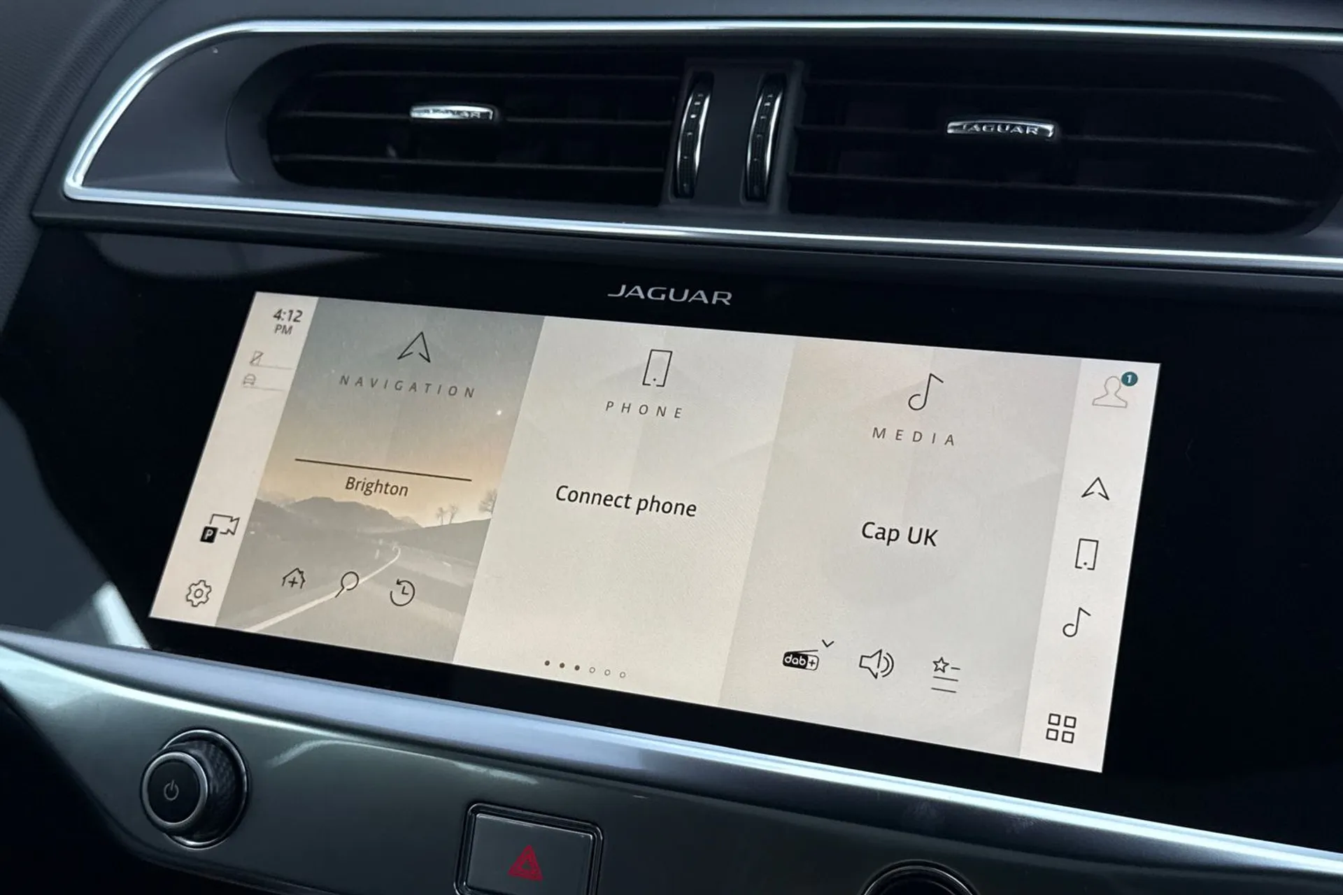 Jaguar I-PACE thumbnail image number 61