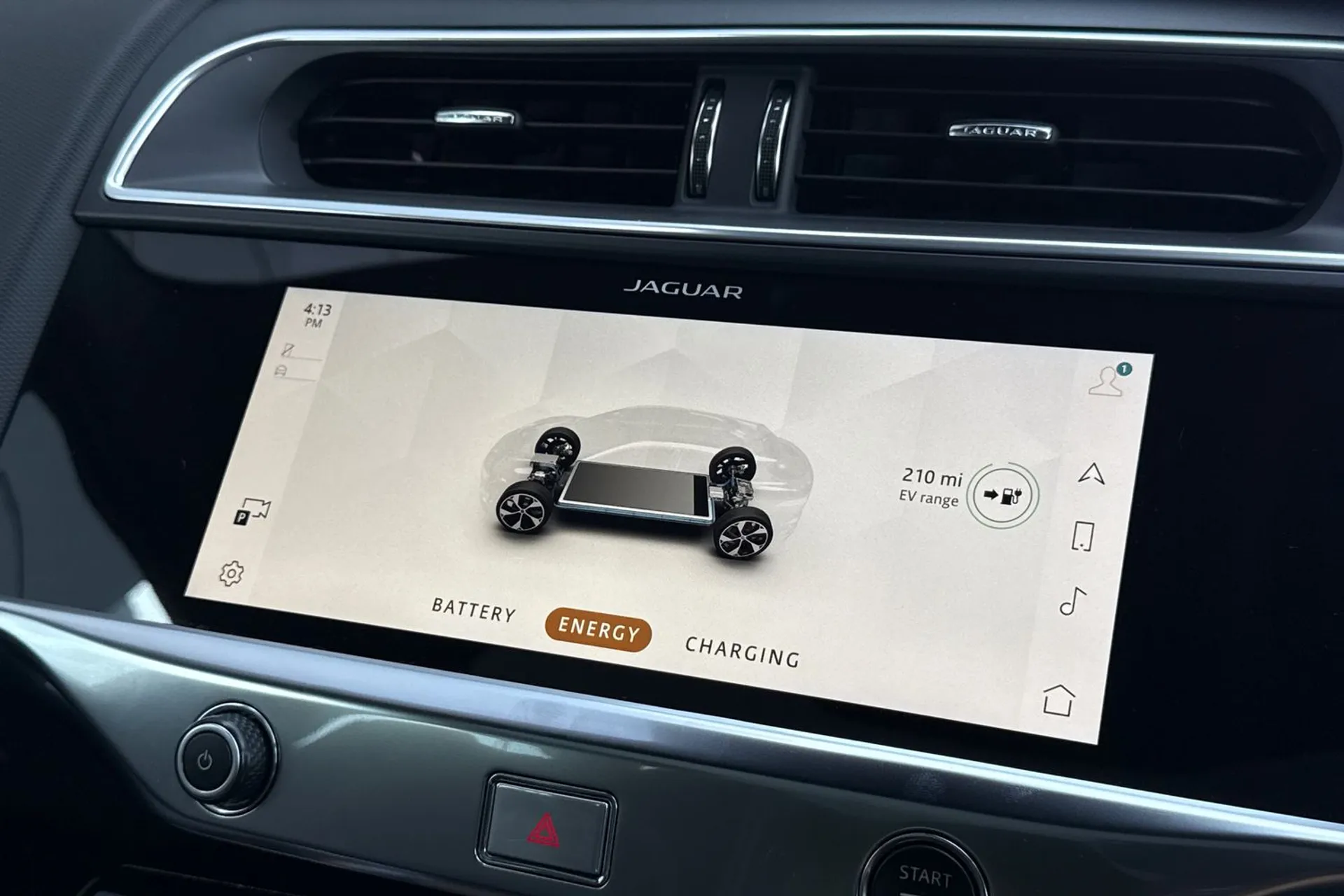 Jaguar I-PACE thumbnail image number 15