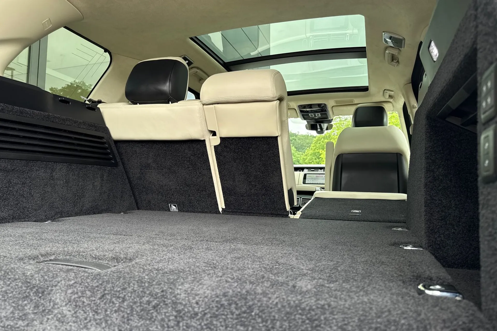 LAND ROVER RANGE ROVER thumbnail image number 33