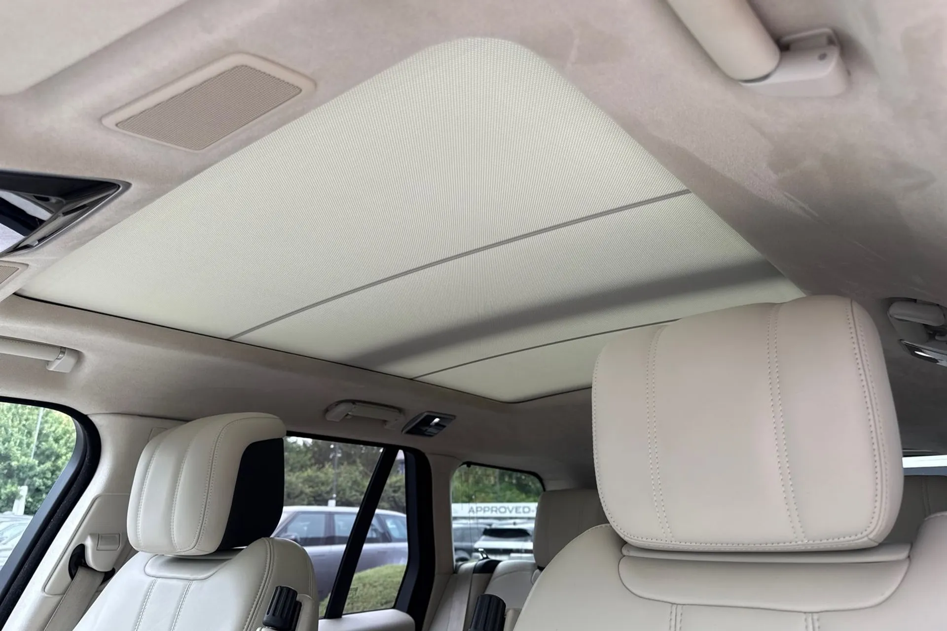 LAND ROVER RANGE ROVER thumbnail image number 46