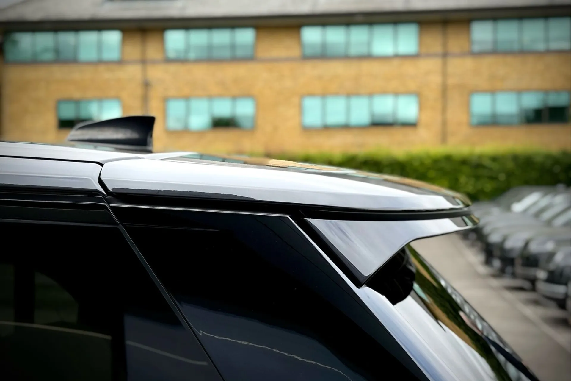 LAND ROVER RANGE ROVER thumbnail image number 21