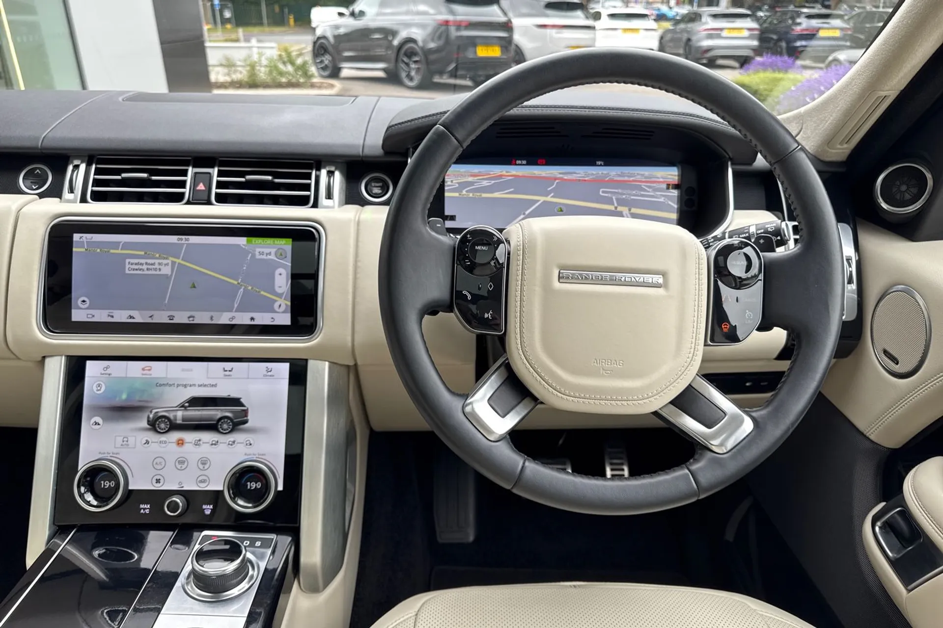 LAND ROVER RANGE ROVER thumbnail image number 27