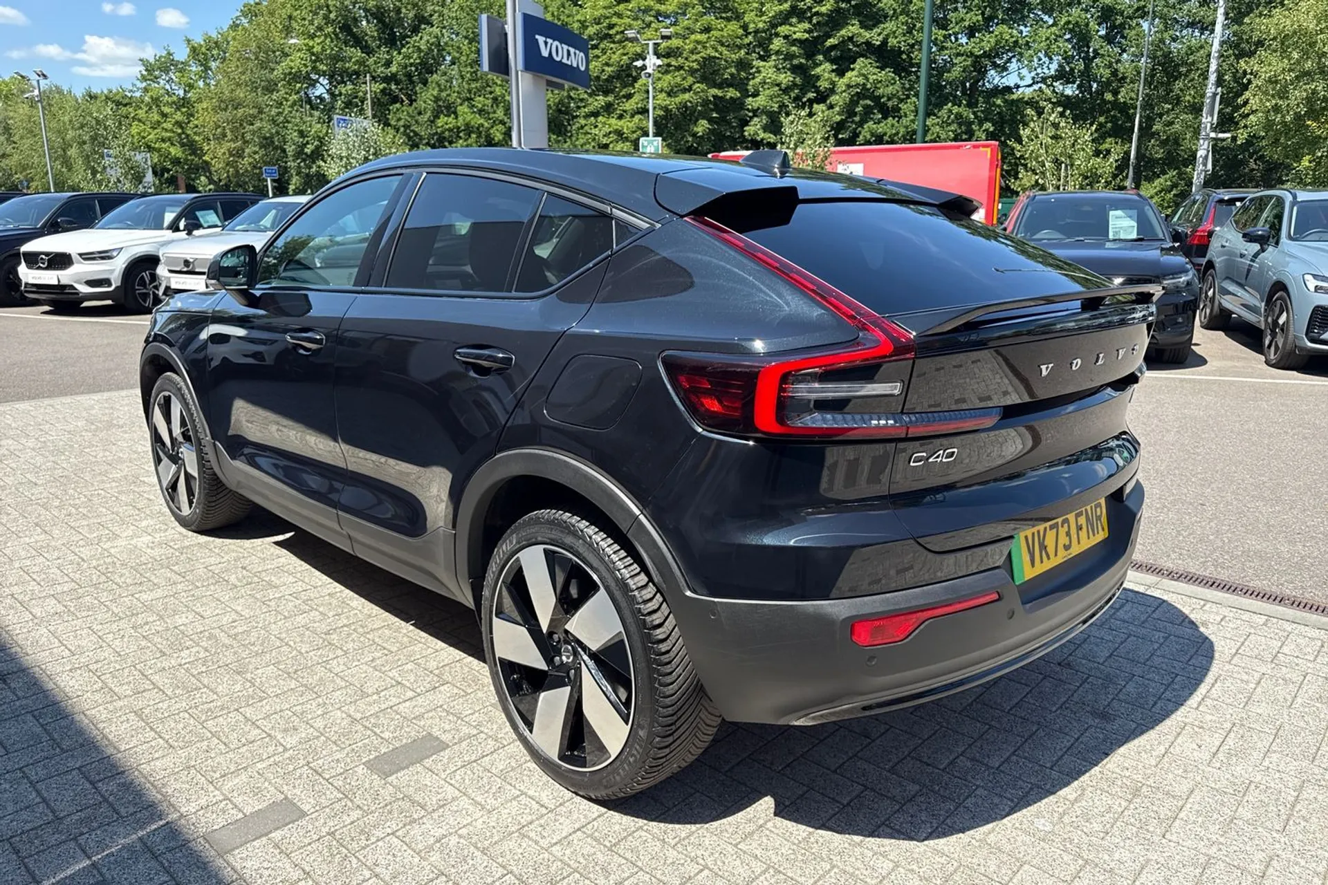 Volvo C40 thumbnail image number 9