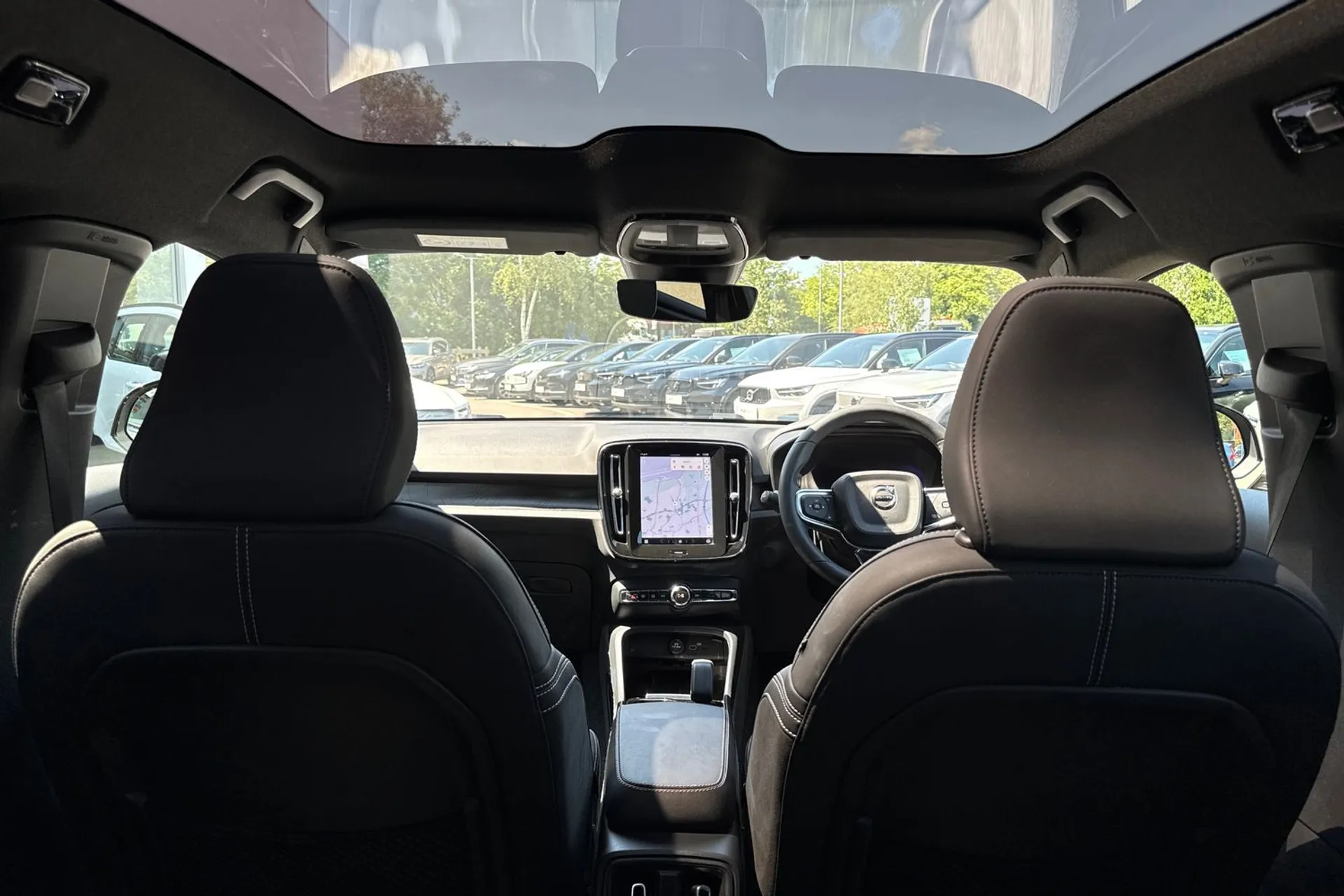 Volvo C40 thumbnail image number 21