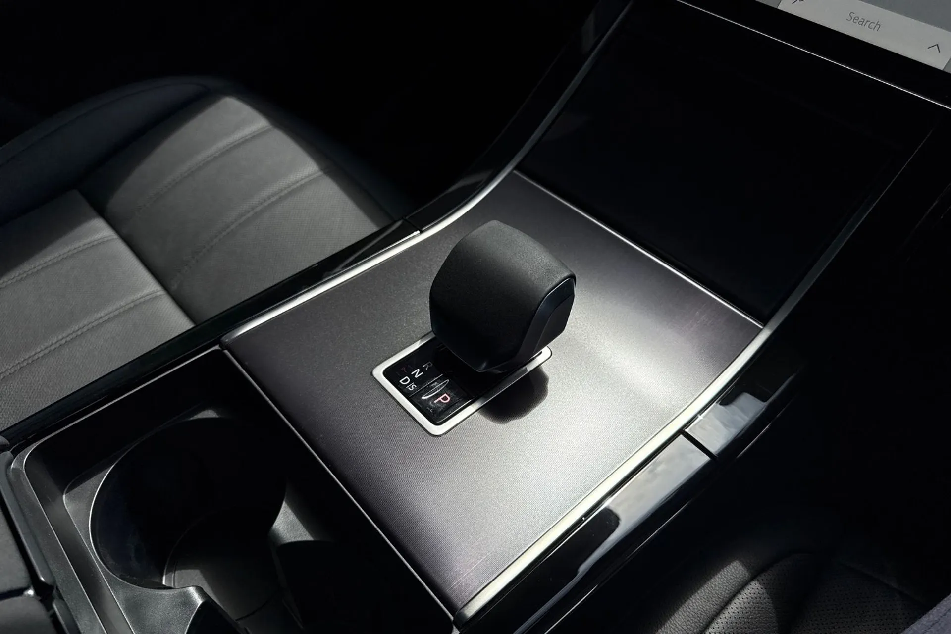 LAND ROVER RANGE ROVER EVOQUE thumbnail image number 24