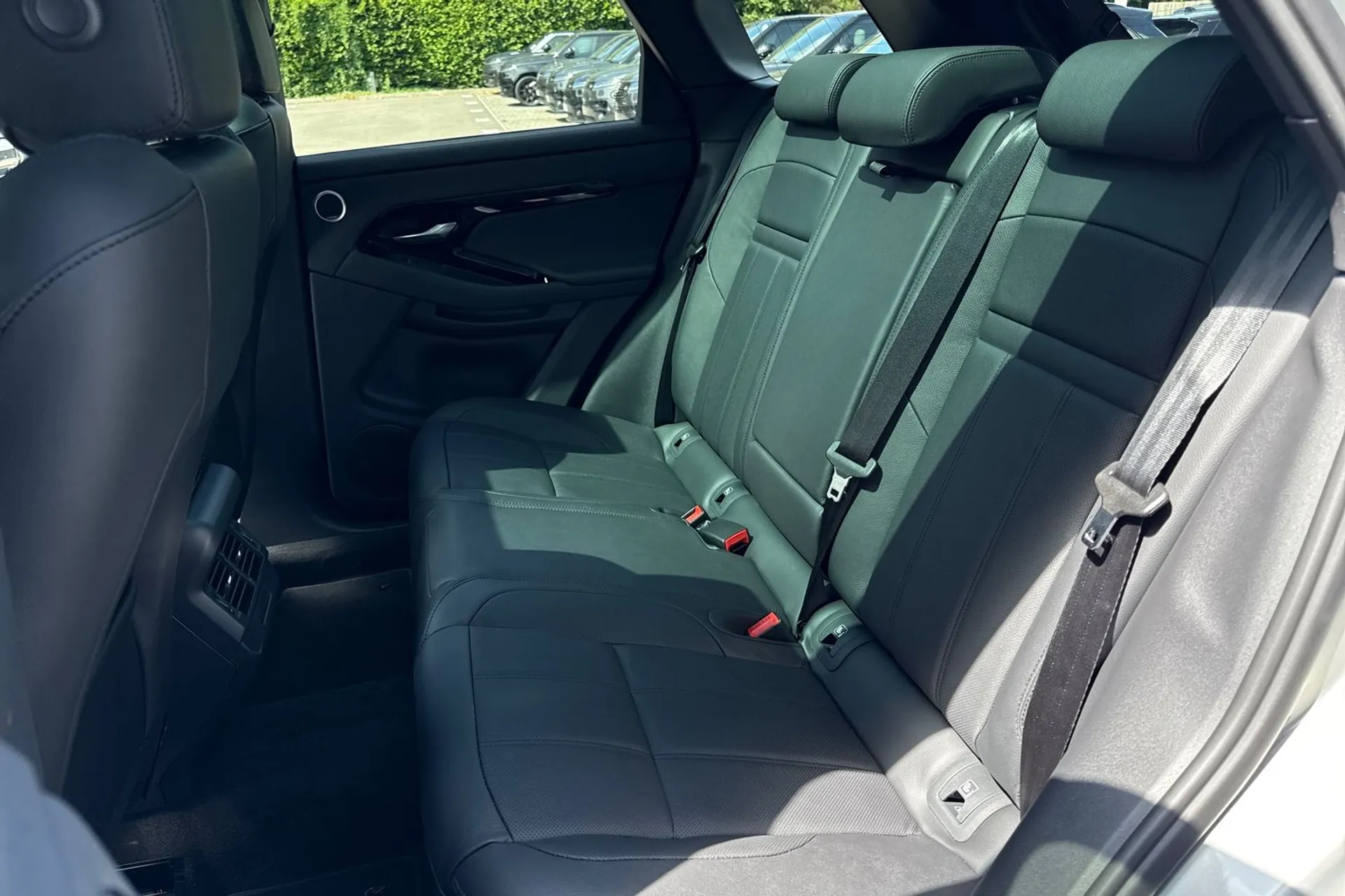 LAND ROVER RANGE ROVER EVOQUE thumbnail image number 44