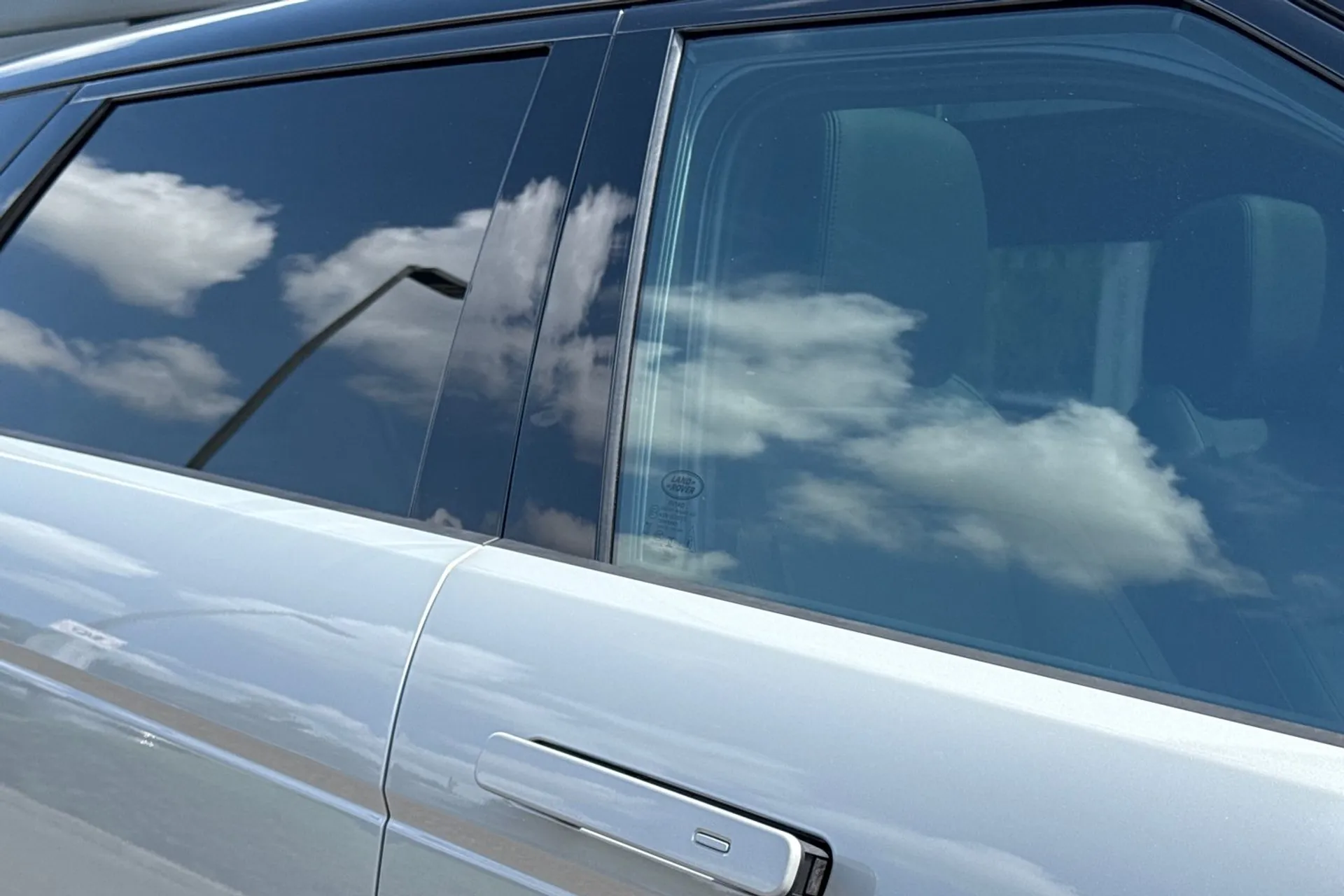 LAND ROVER RANGE ROVER EVOQUE thumbnail image number 18