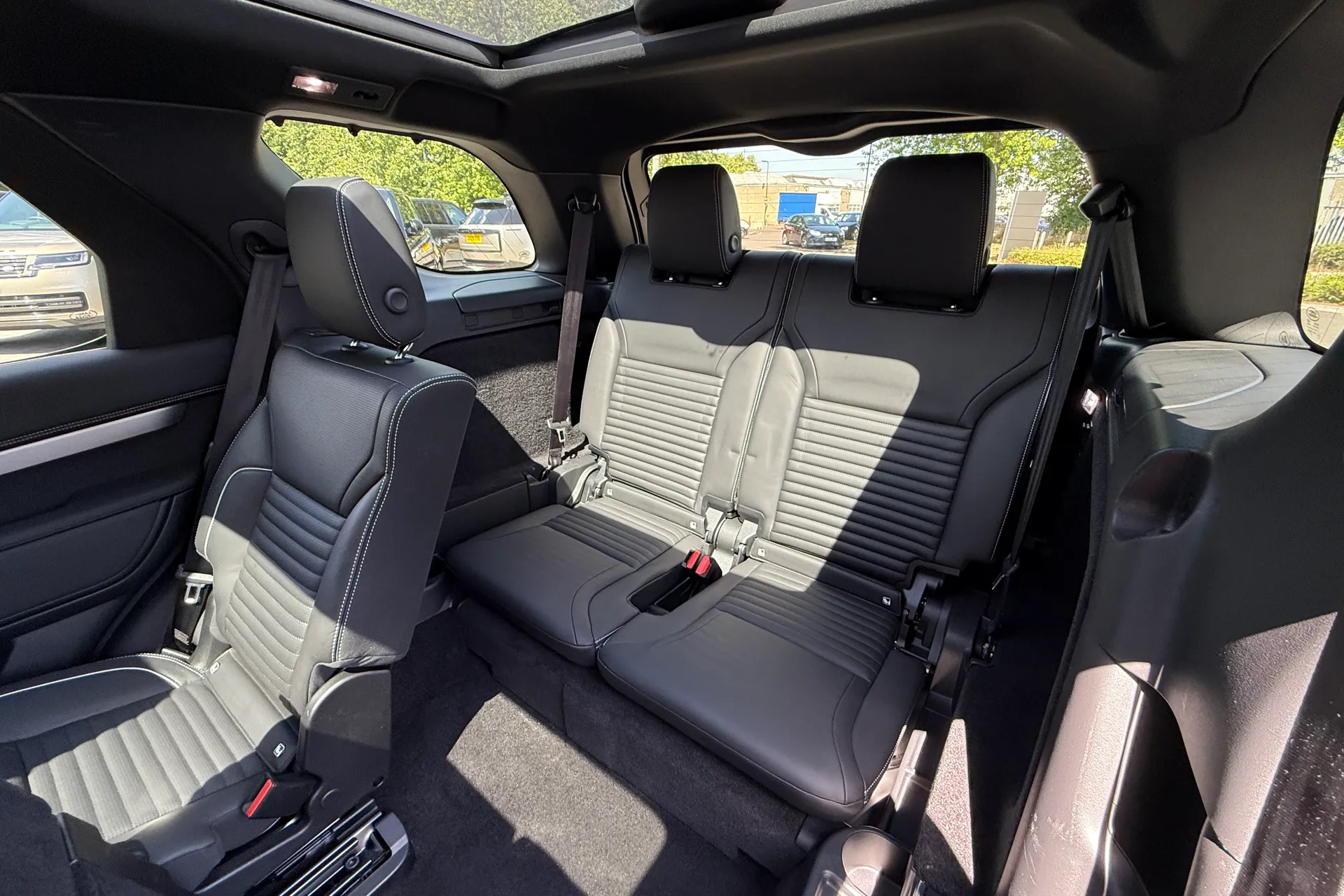 LAND ROVER DISCOVERY thumbnail image number 26