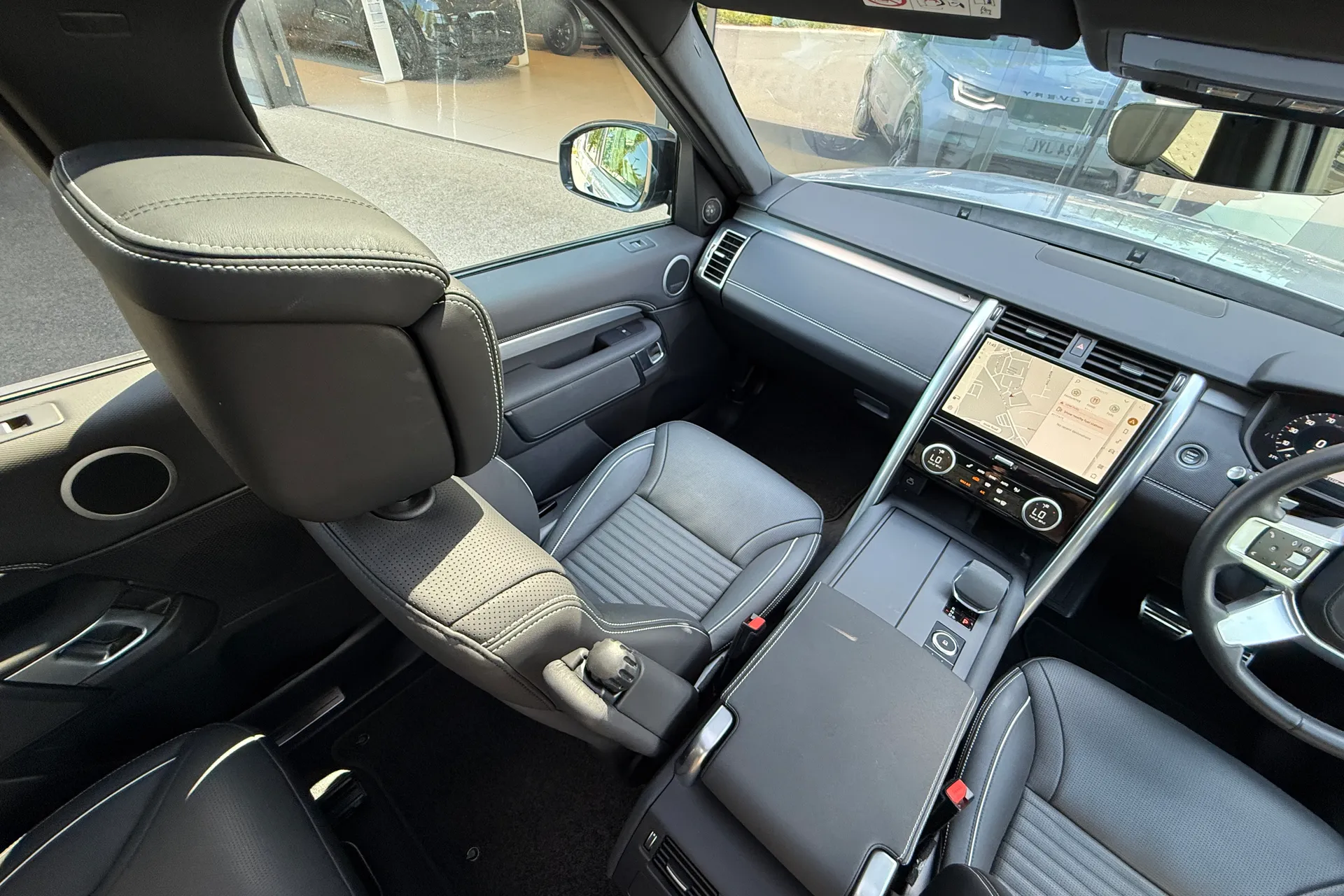 LAND ROVER DISCOVERY thumbnail image number 39