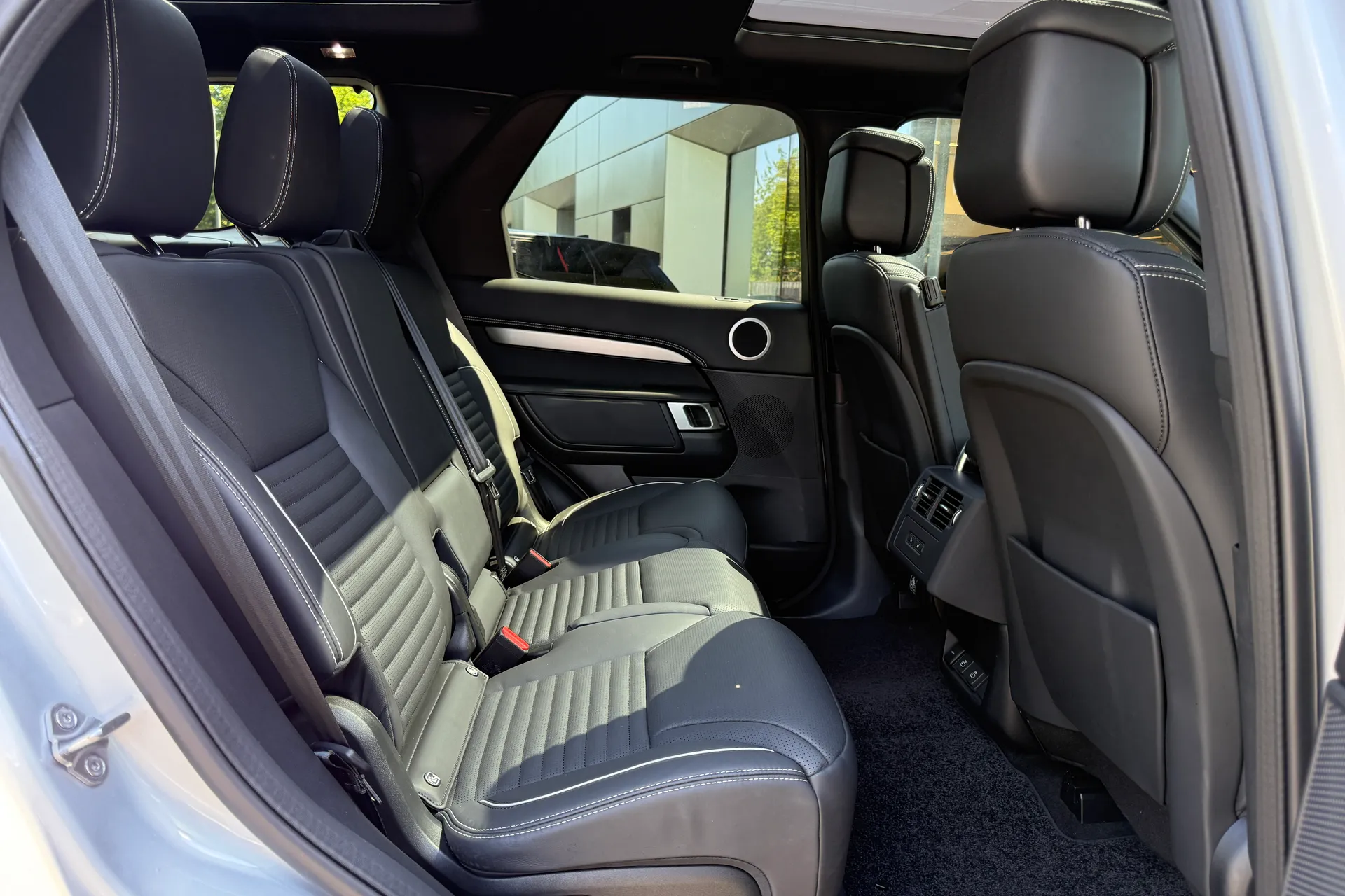 LAND ROVER DISCOVERY thumbnail image number 27