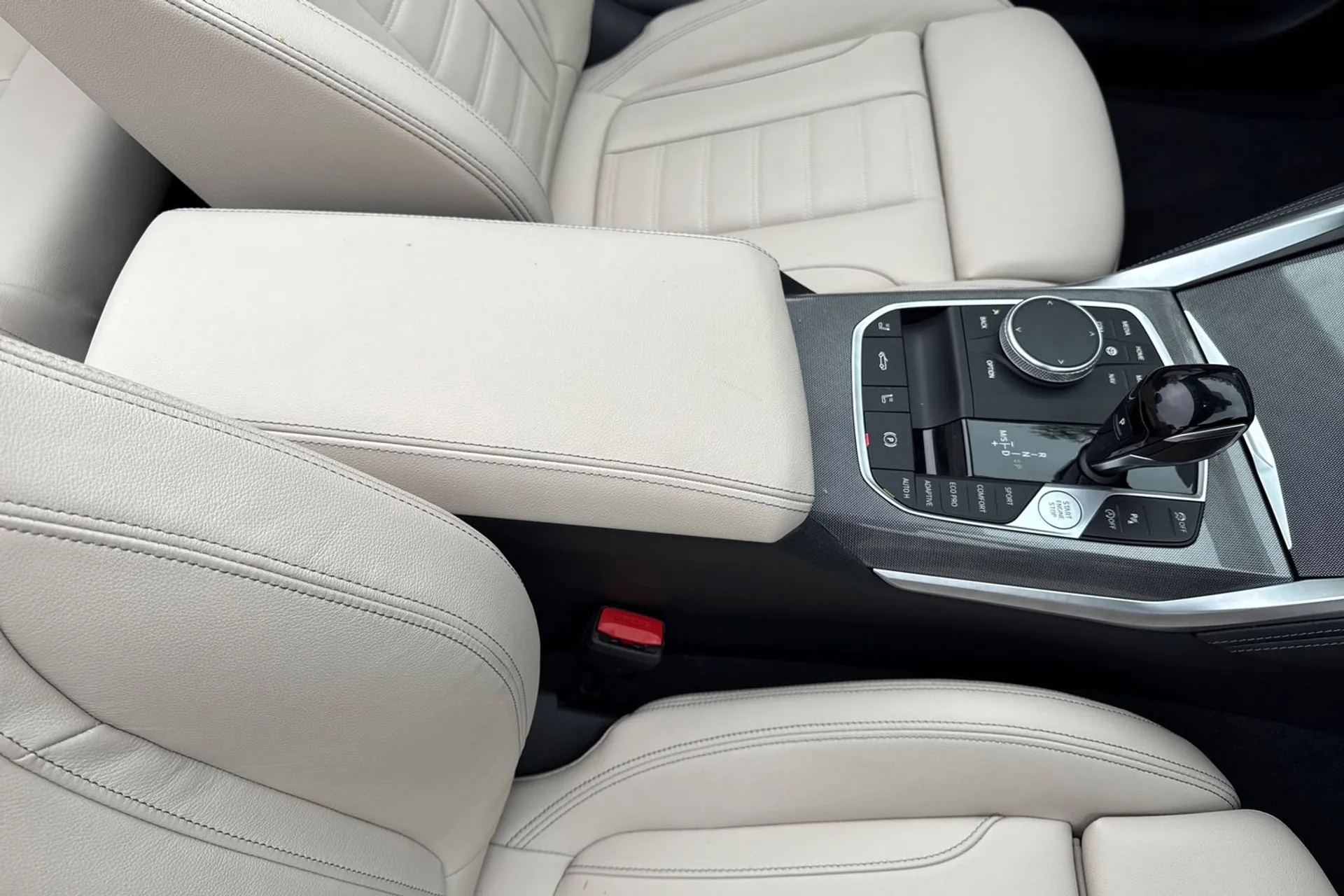 BMW 4 SERIES thumbnail image number 41