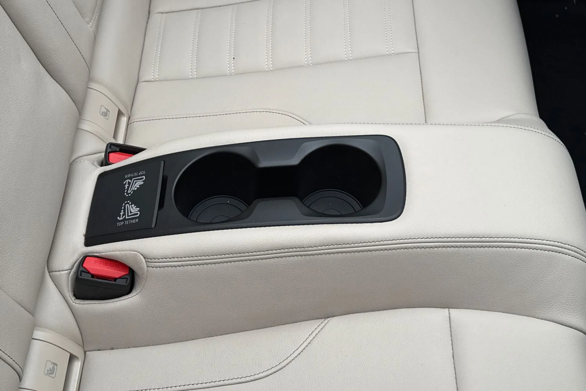 BMW 4 SERIES thumbnail image number 52
