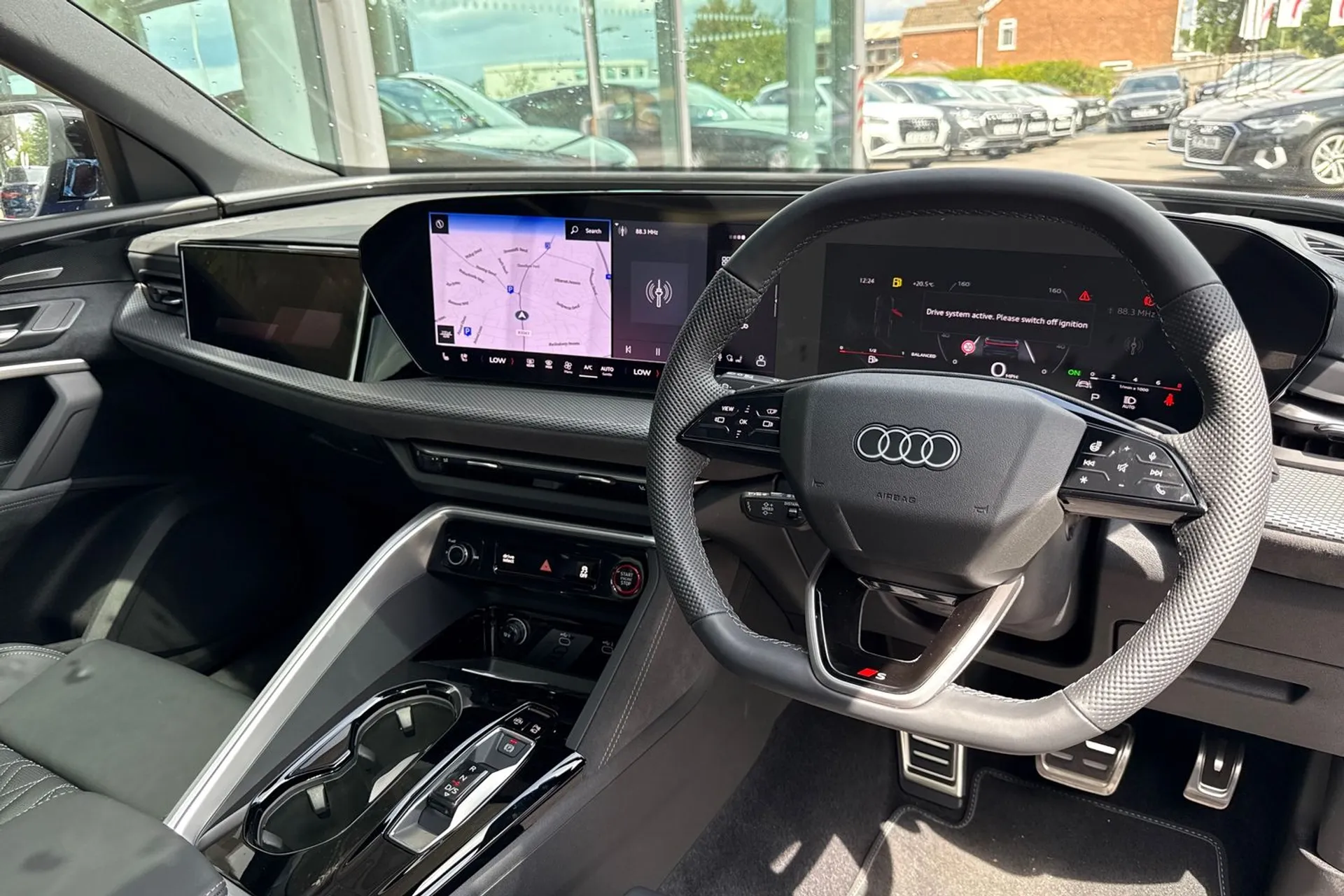 Audi Q5 thumbnail image number 26