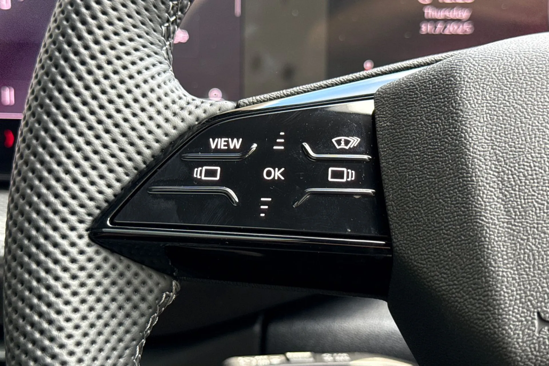 Audi Q5 thumbnail image number 36