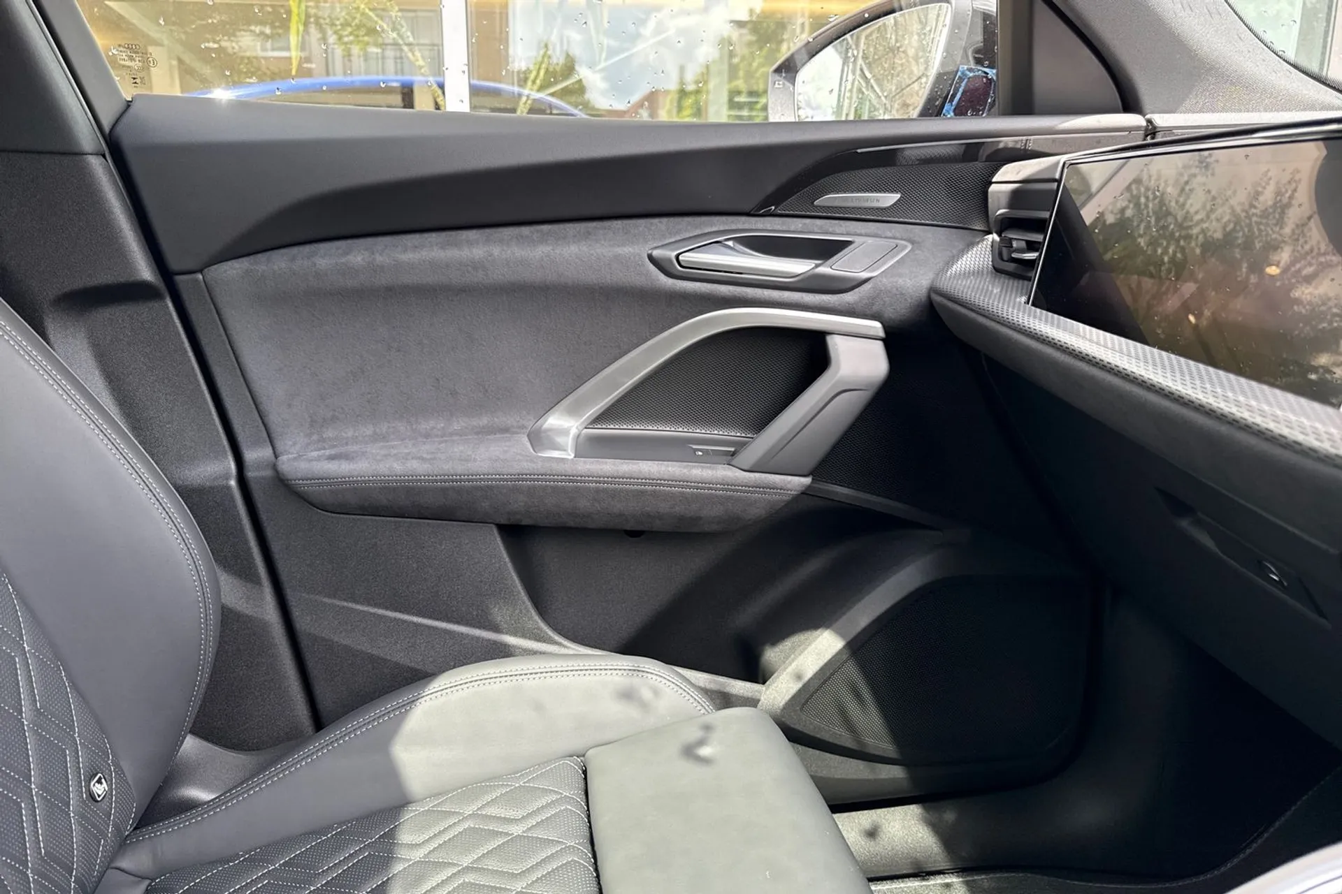 Audi Q5 thumbnail image number 39