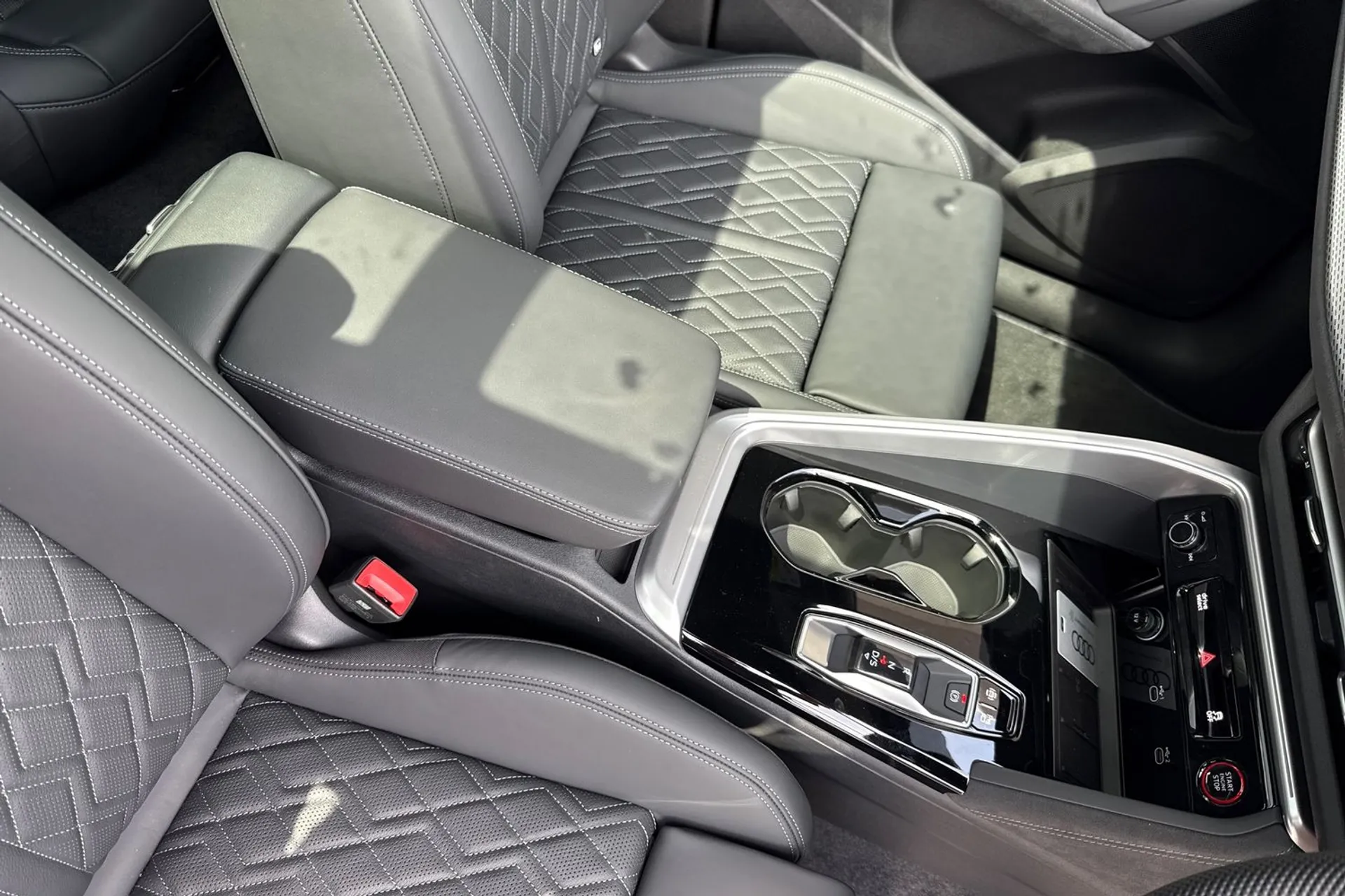 Audi Q5 thumbnail image number 40