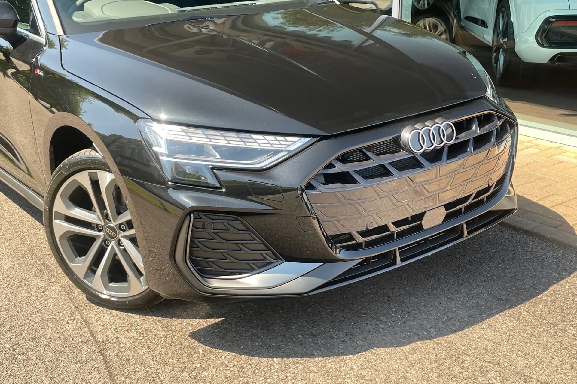 Audi A3 thumbnail image number 14