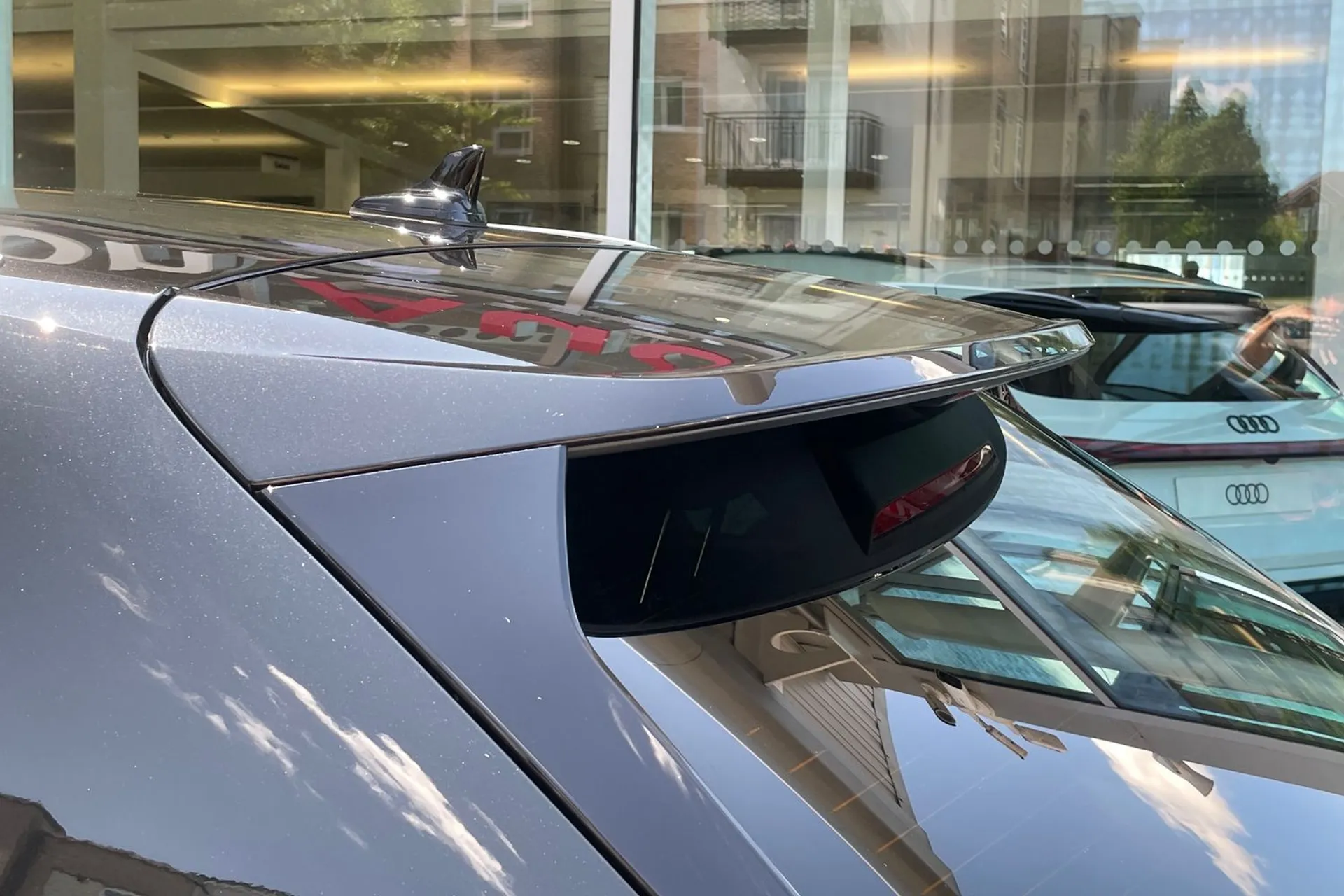 Audi Q3 thumbnail image number 13