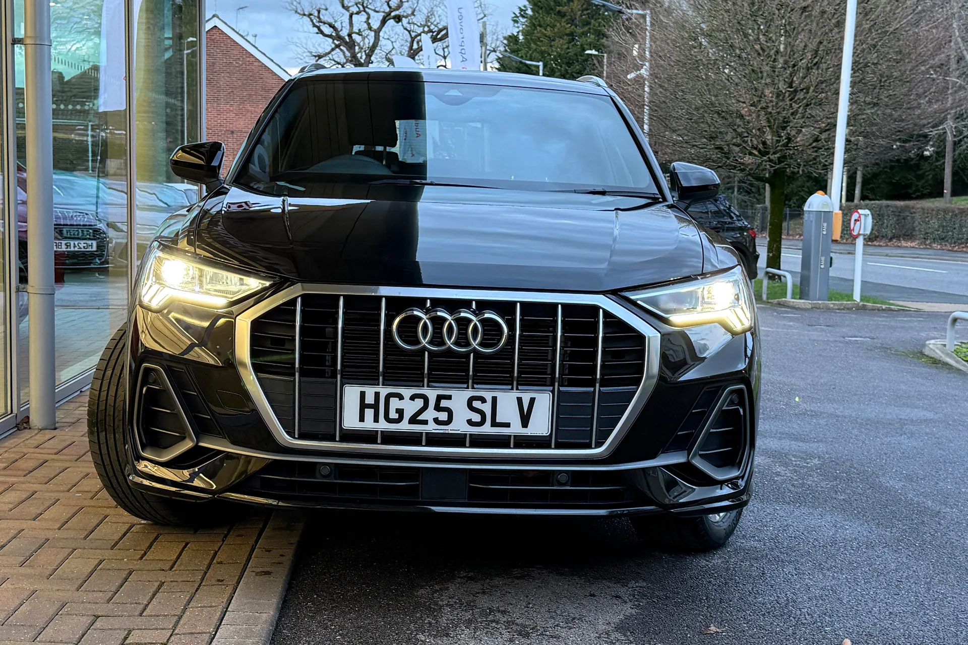 Audi Q3 thumbnail image number 59