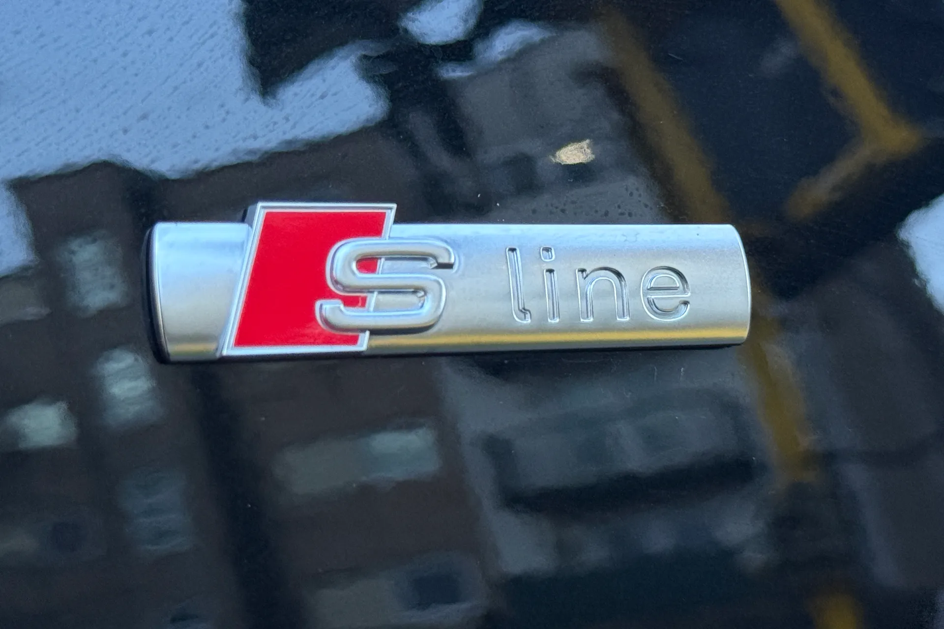 Audi Q3 thumbnail image number 64