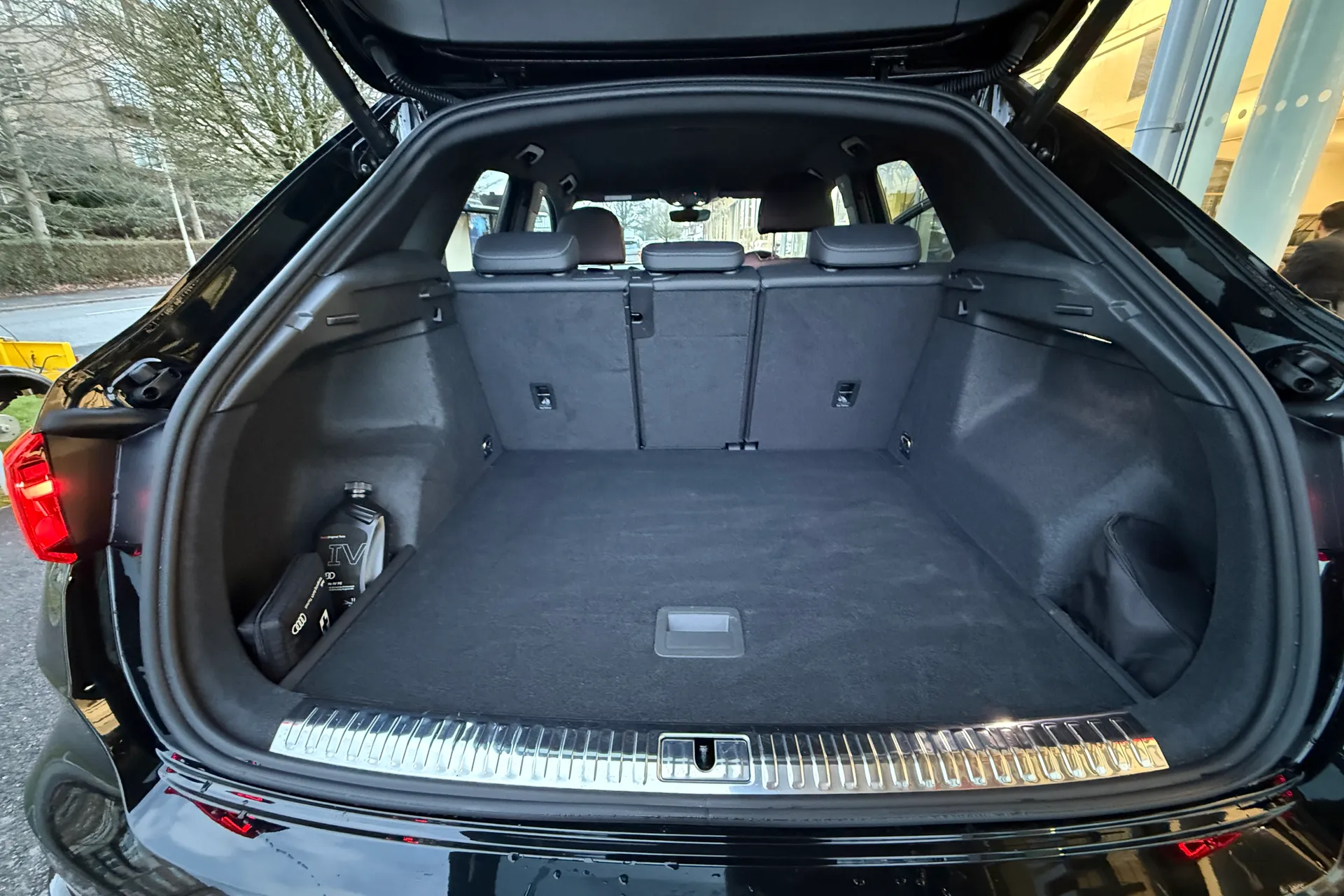 Audi Q3 thumbnail image number 45