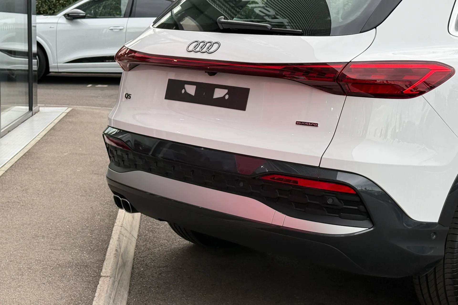 Audi Q5 thumbnail image number 26