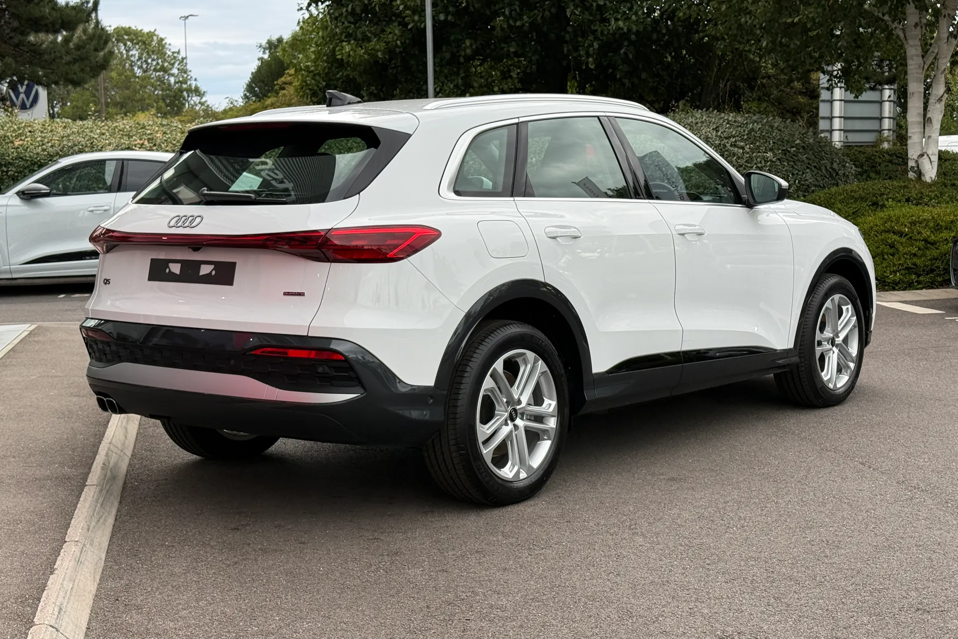 Audi Q5 thumbnail image number 24