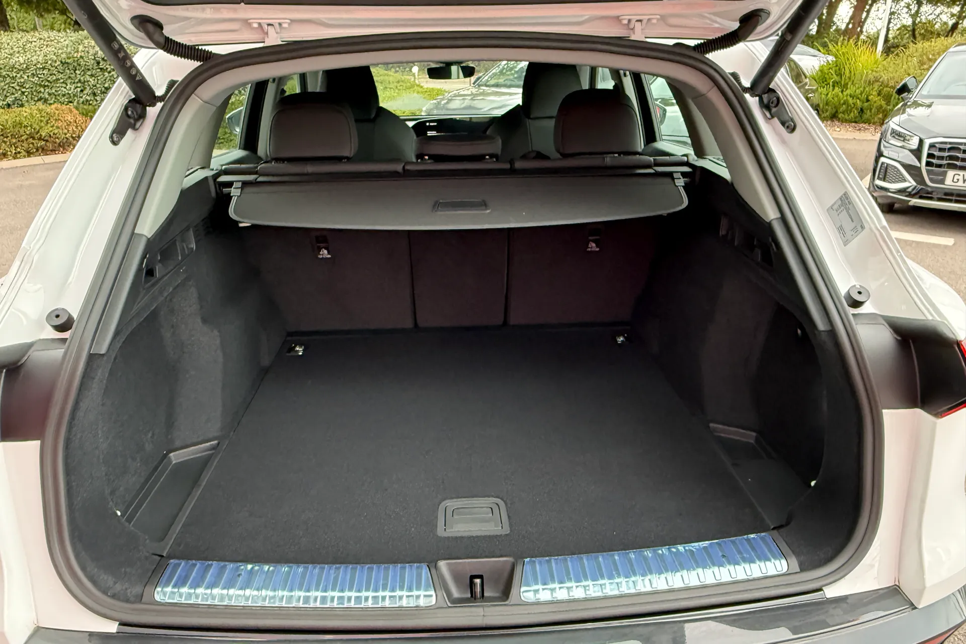 Audi Q5 thumbnail image number 40