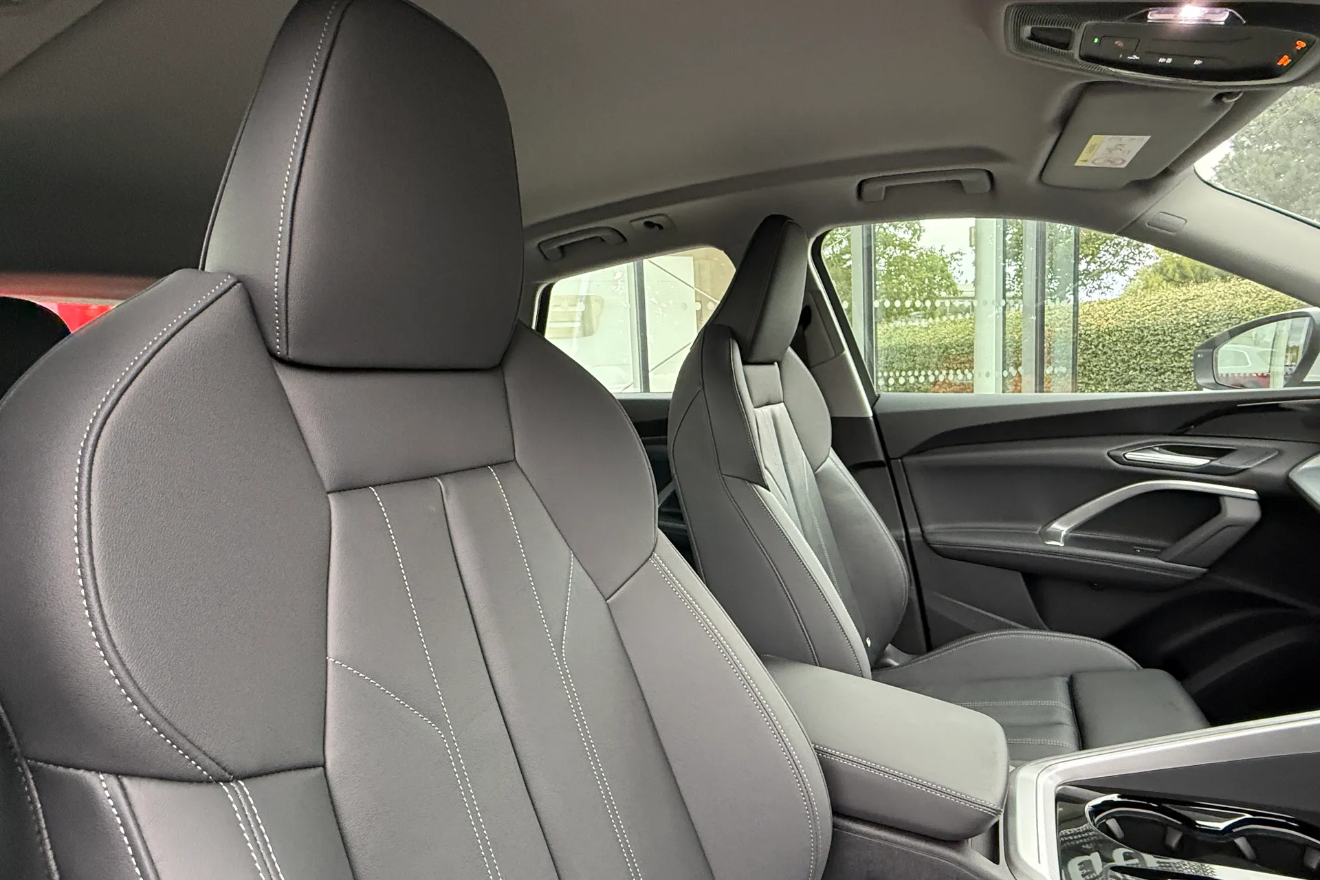 Audi Q5 thumbnail image number 17