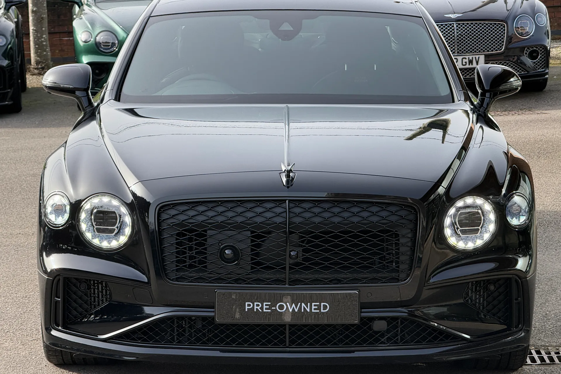 Bentley FLYING SPUR thumbnail image number 34