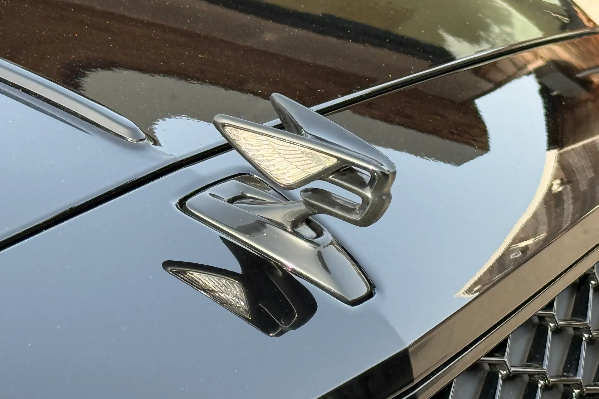 Bentley FLYING SPUR thumbnail image number 5