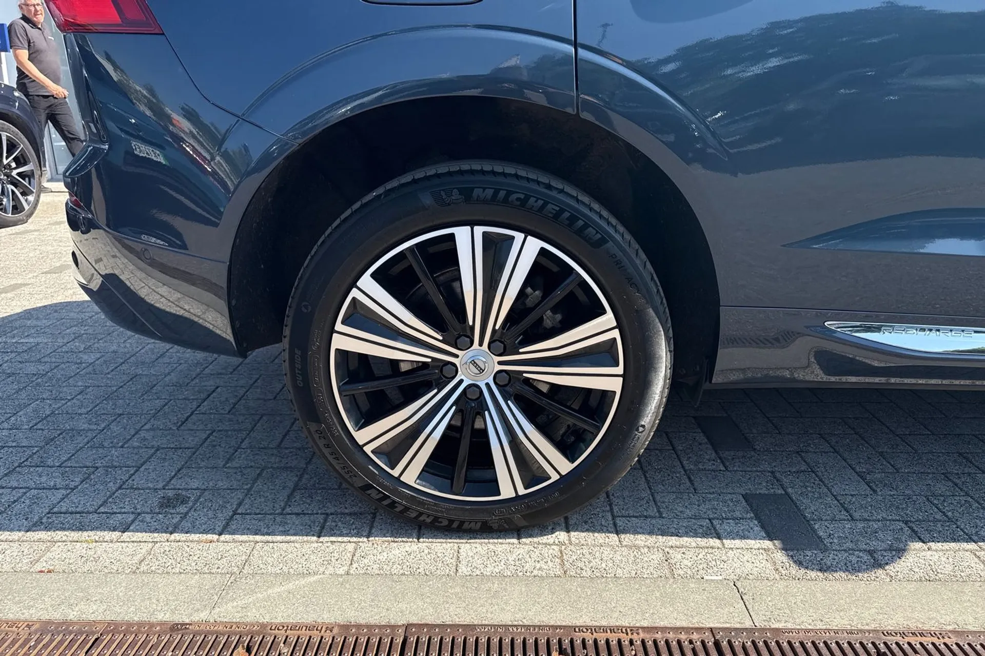 Volvo XC60 thumbnail image number 13