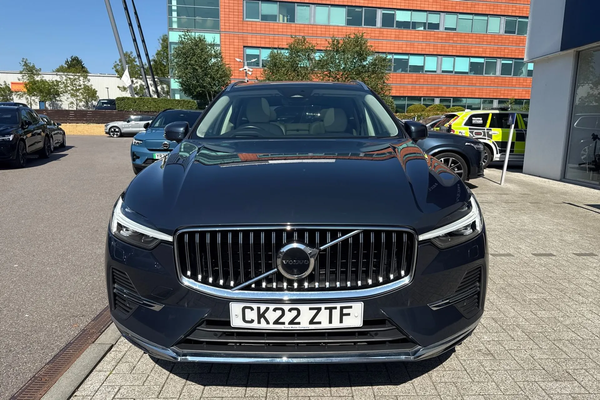 Volvo XC60 thumbnail image number 12