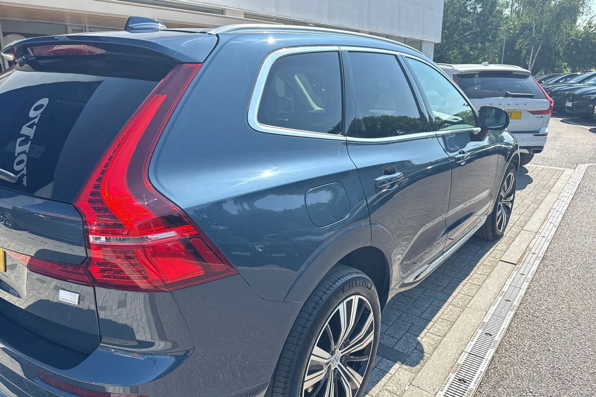 Volvo XC60 thumbnail image number 14