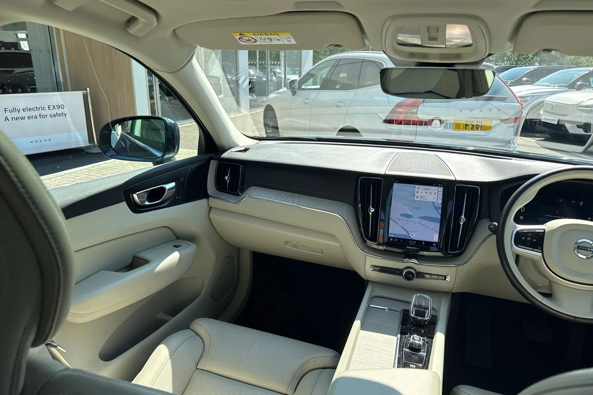 Volvo XC60 thumbnail image number 31